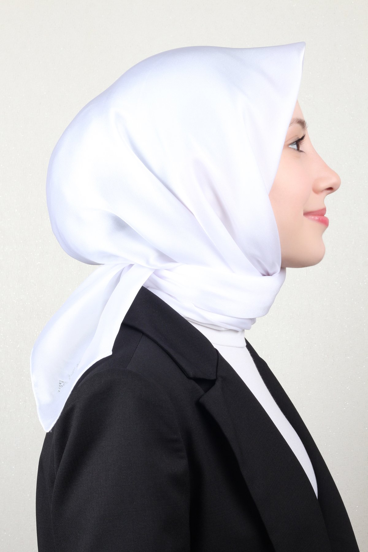 Aker Kristal Eşarp 1070900-913 Beyaz