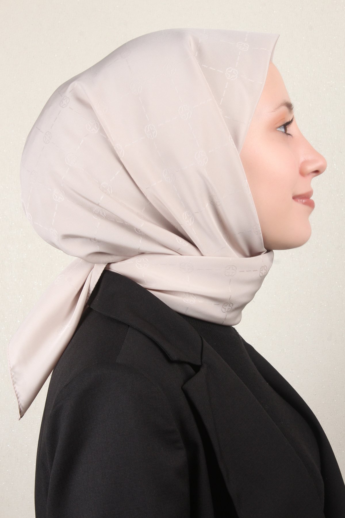 Aker Monogram İcon Eşarp 1070400-983 Taş