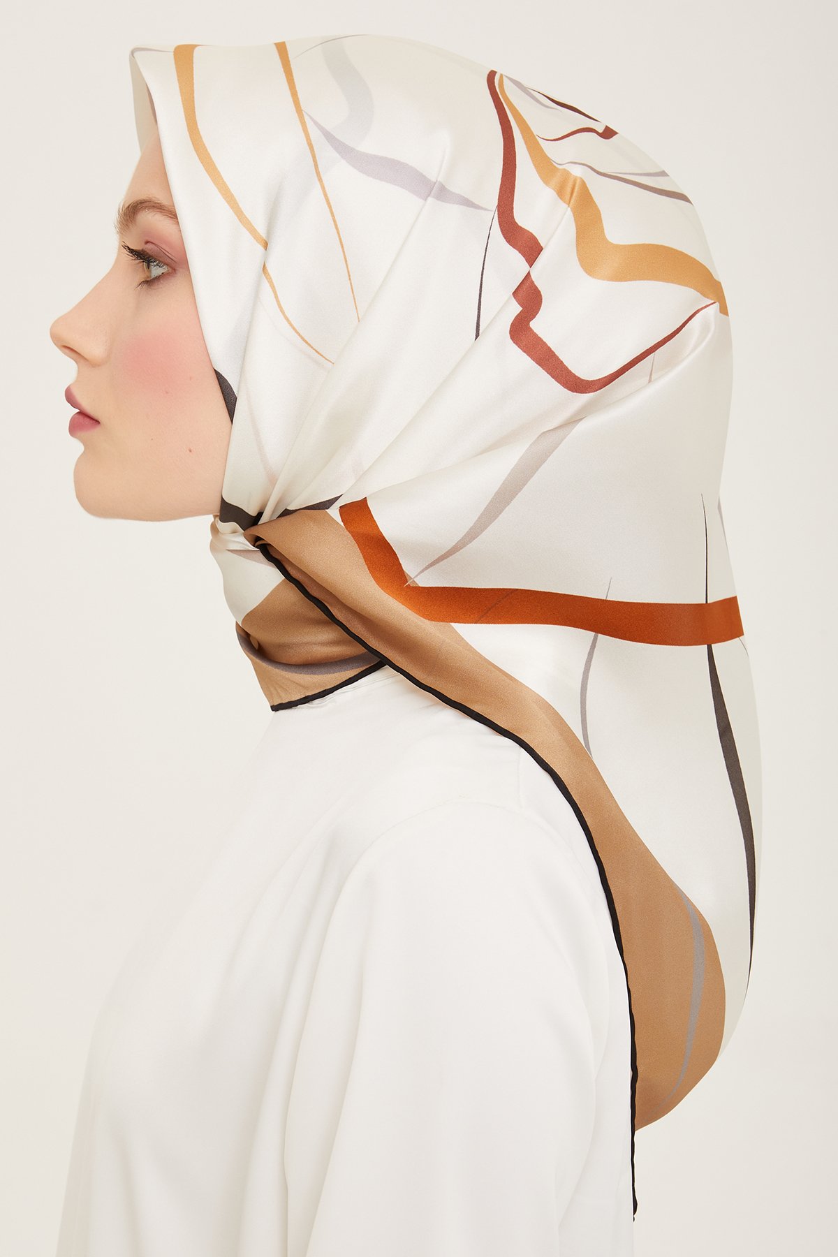 Armine 2024 Yaz 9115-82