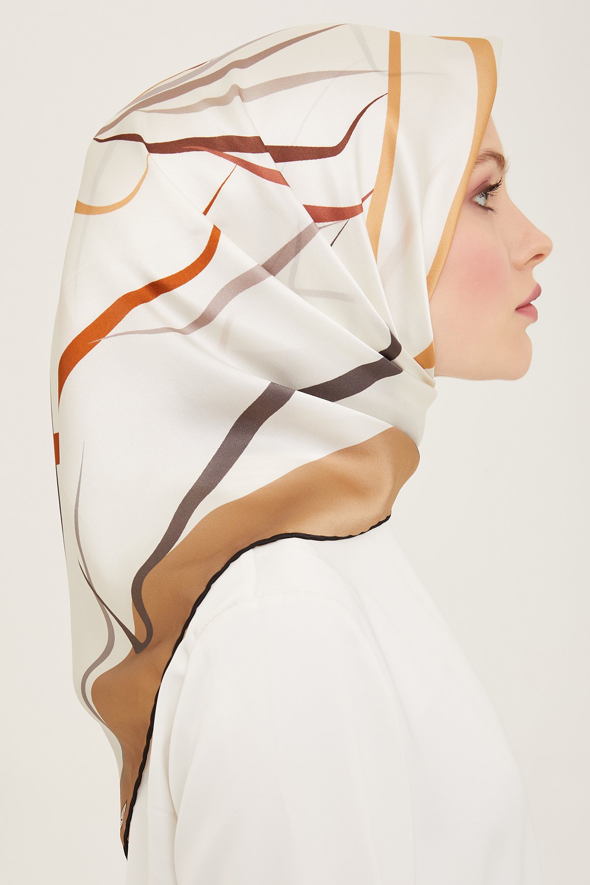 Armine 2024 Yaz 9115-82