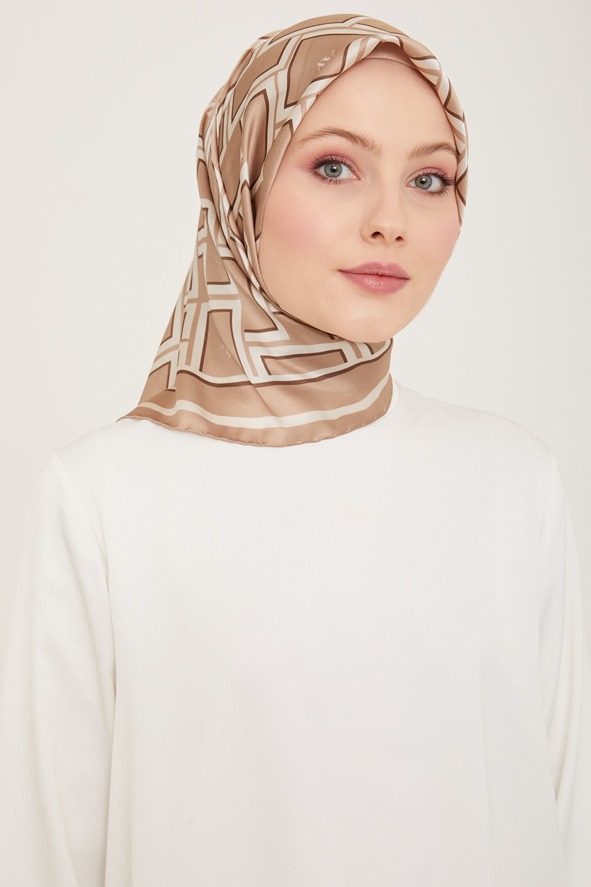 Armine 2024 Yaz 9132-02