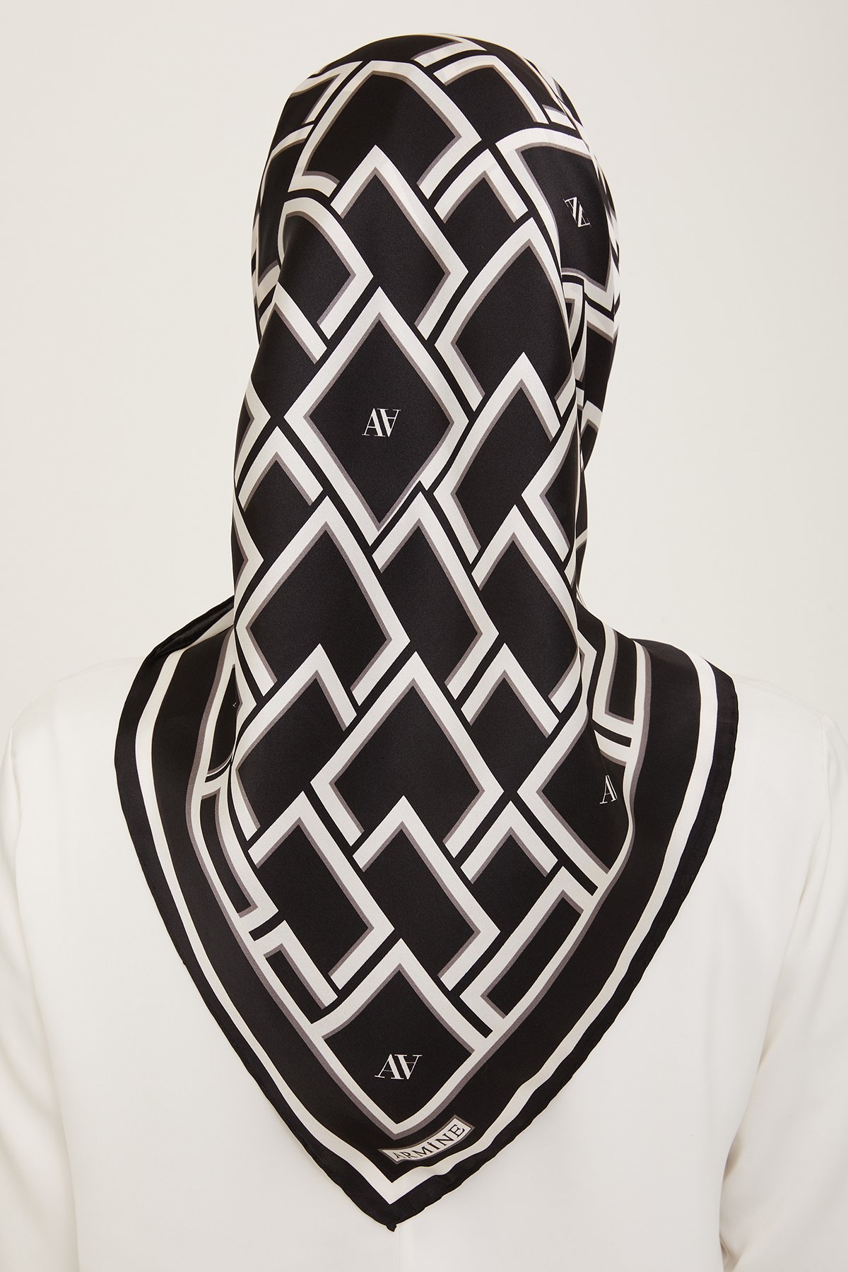 Armine 2024 Yaz 9132-87