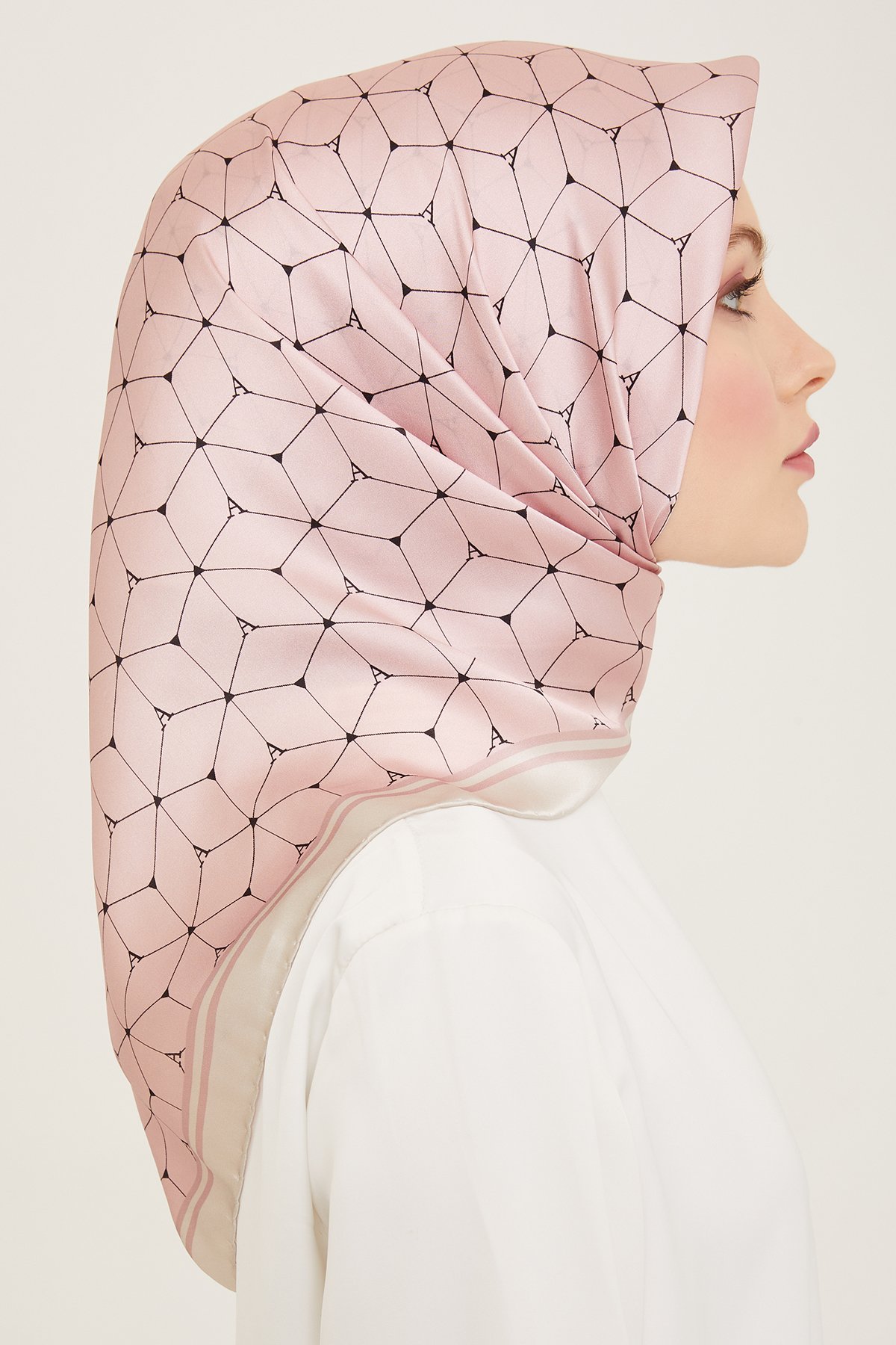 Armine 2024 Yaz 9166-83