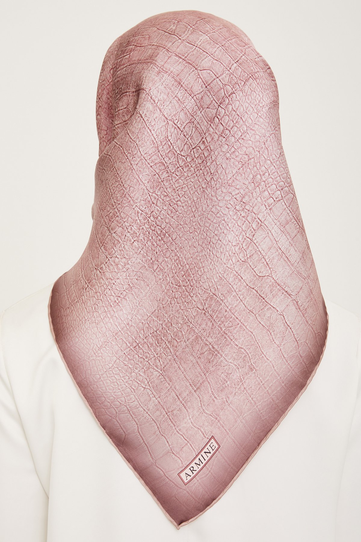 Armine 23-24 Kış 9030-04