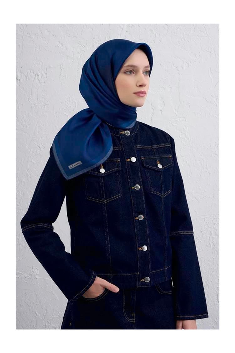 Armine 25-26 Kış 9402-83