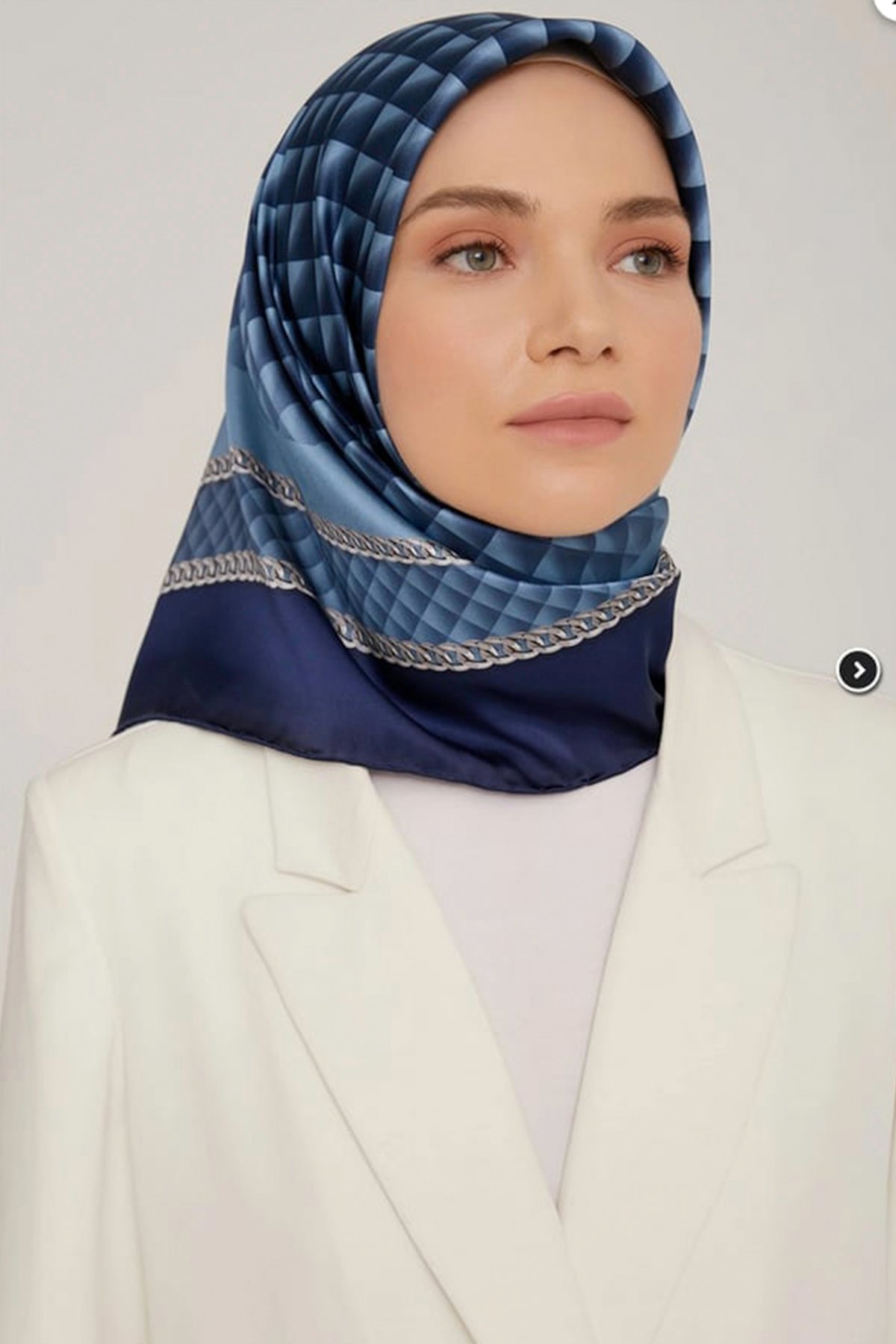 Armine Nostalji İpek Eşarp 8834-51