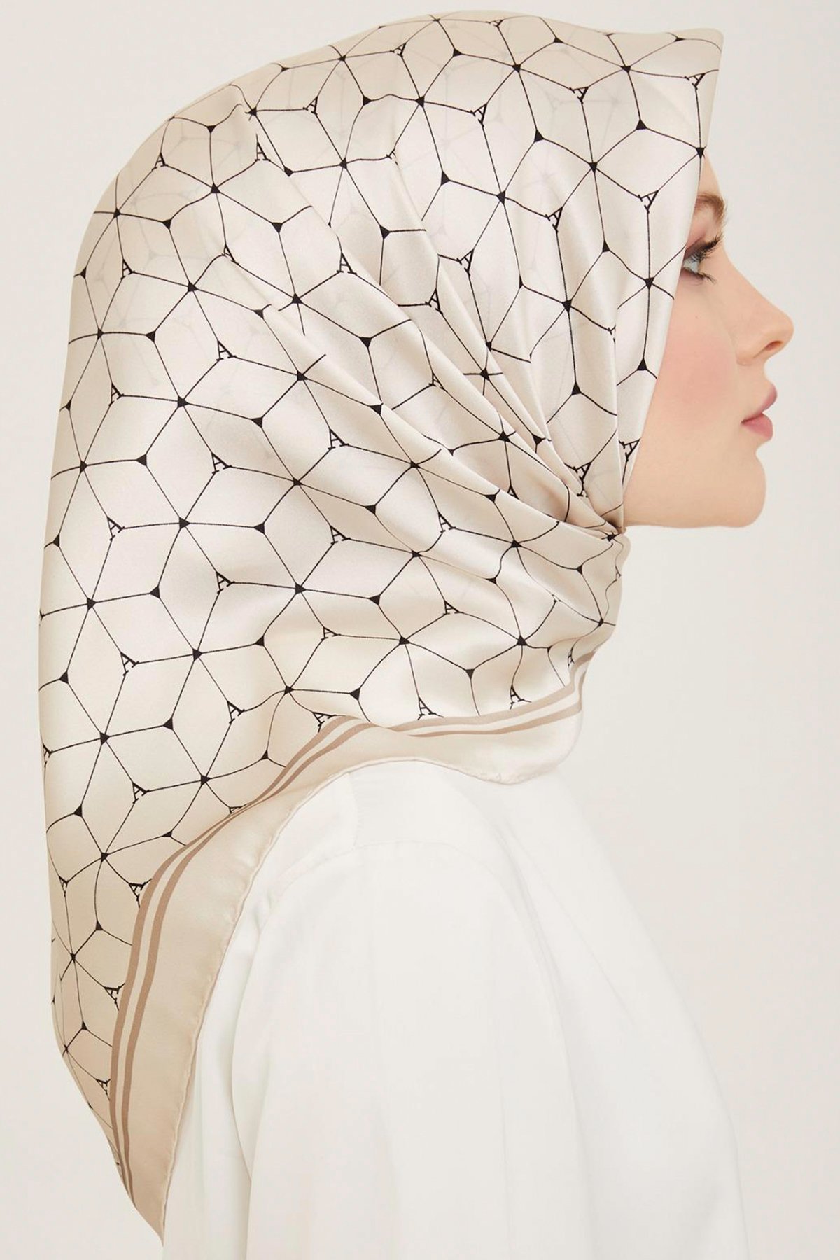 Armine Nostalji İpek Eşarp 91666-01