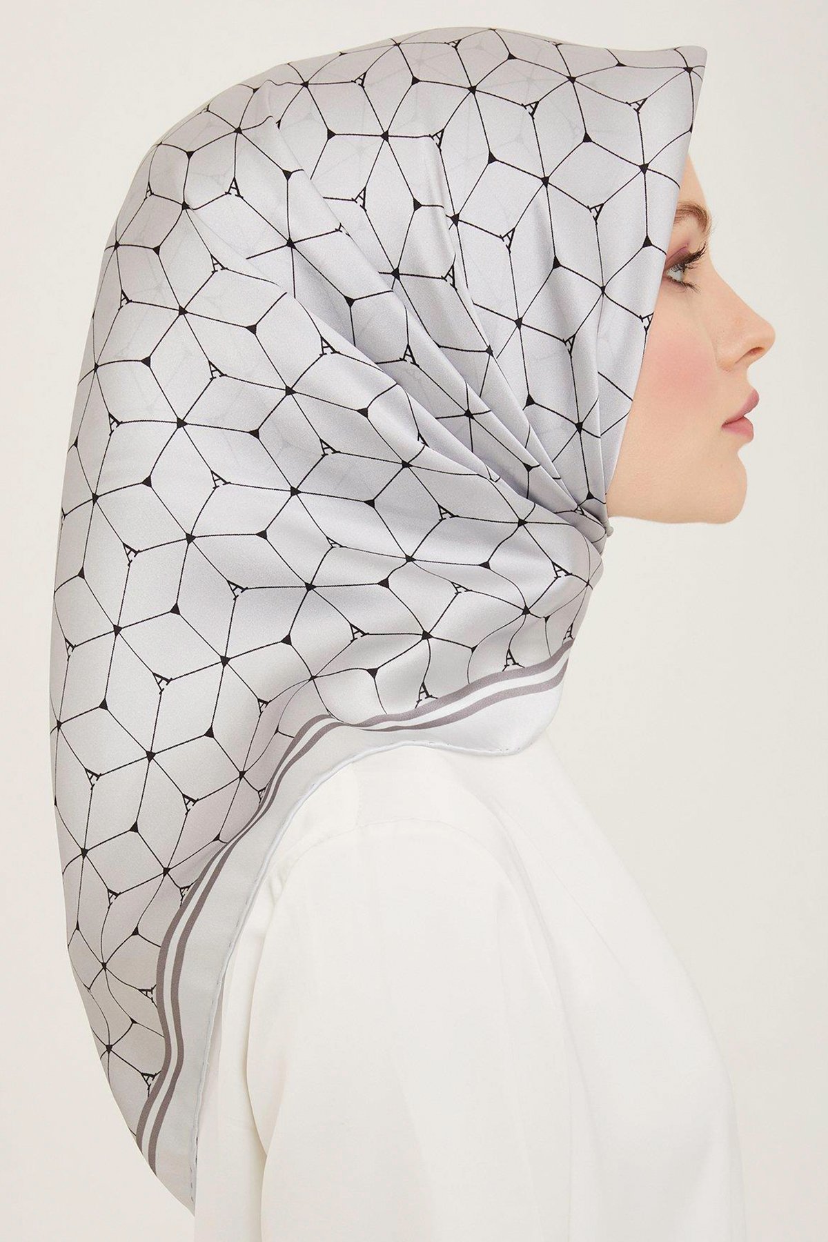 Armine Nostalji İpek Eşarp 91666-02