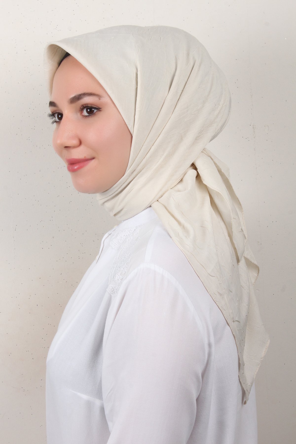 Bambu Kraşlı Eşarp 3081-60 Kemik