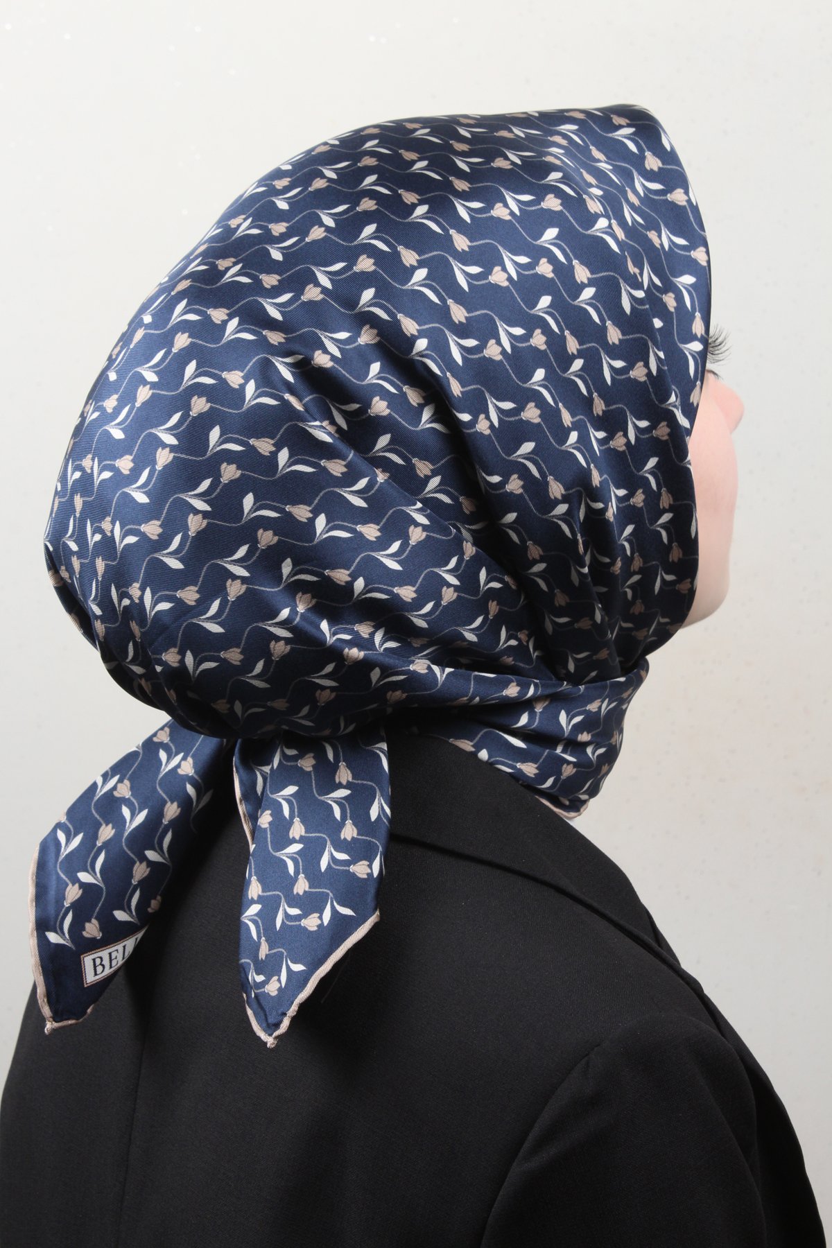 Belli Twil İpek Eşarp 4001-80 Lacivert