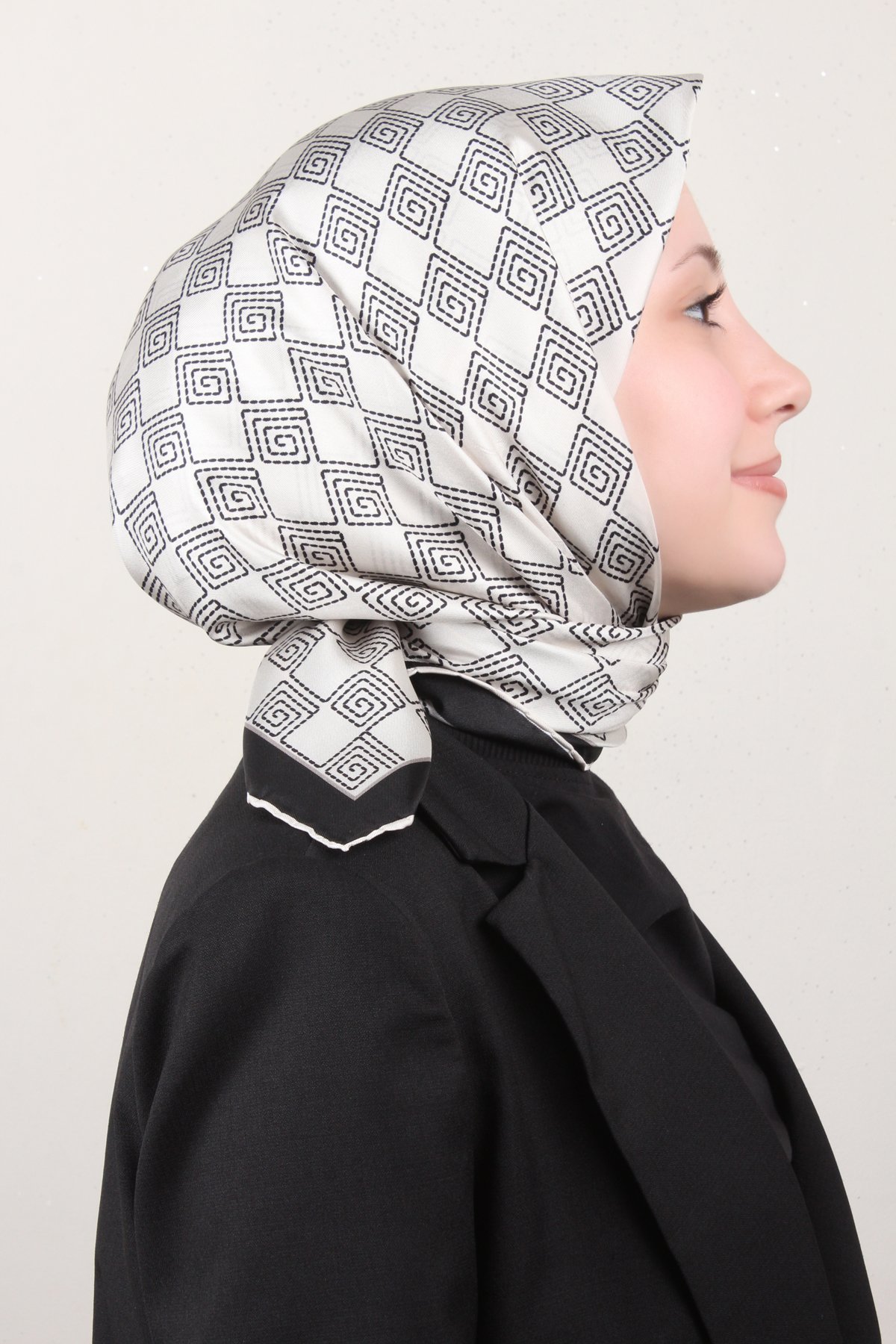 Belli Twil İpek Eşarp 4003-03 Beyaz