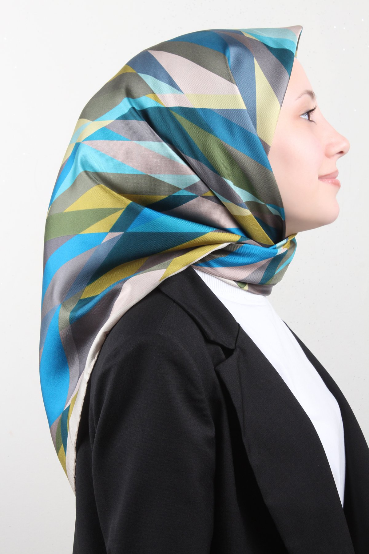 Belli Twil İpek Eşarp 4004-32 