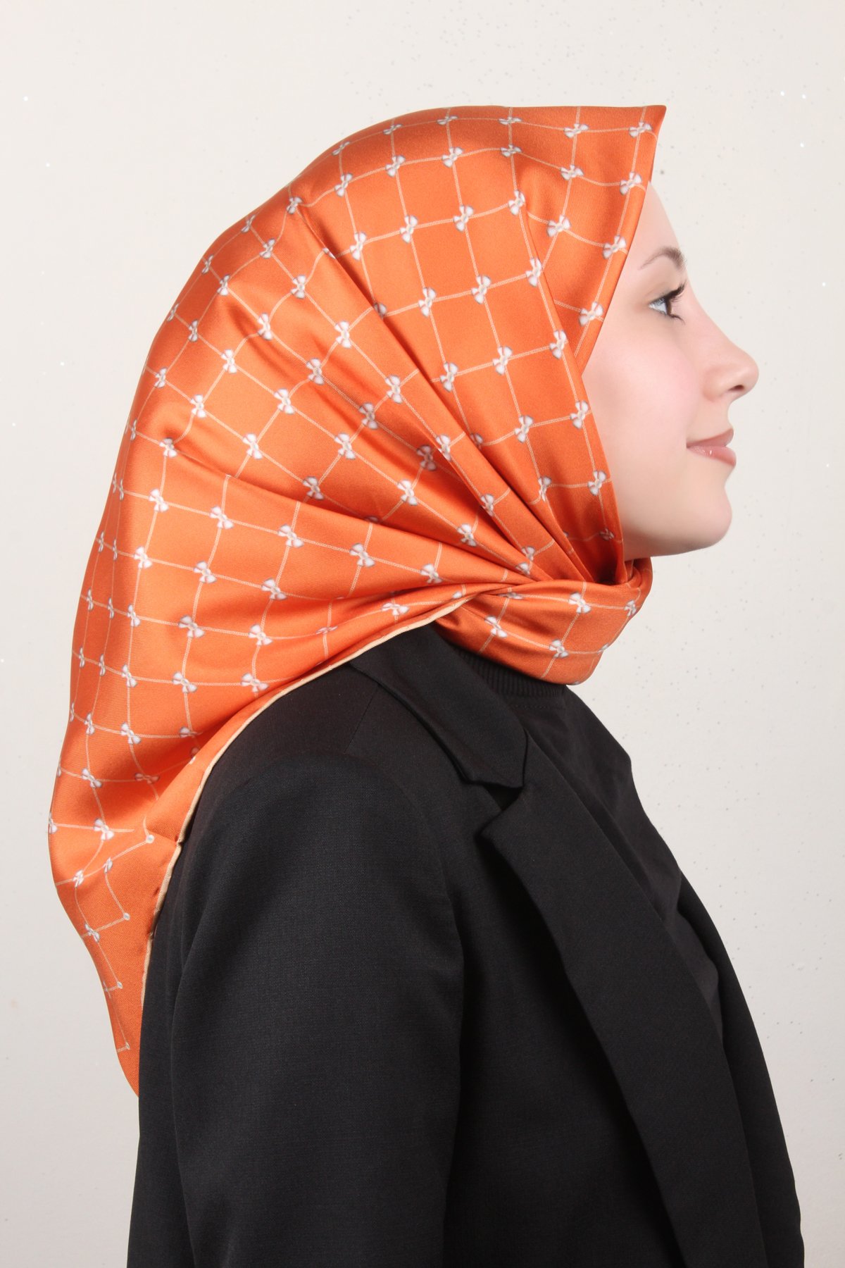 Belli Twil İpek Eşarp 4006-54 Turuncu