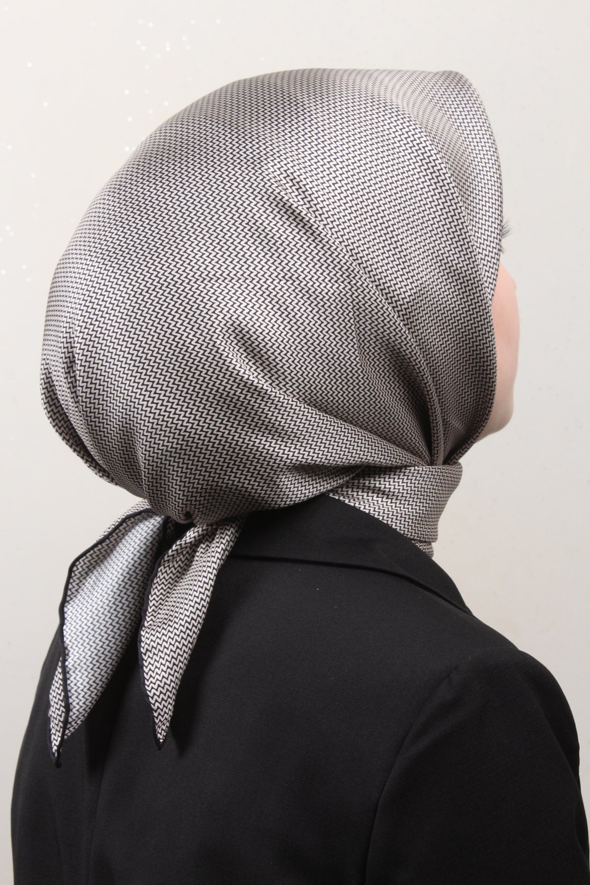 Belli Twil İpek Eşarp 4007-50 Siyah