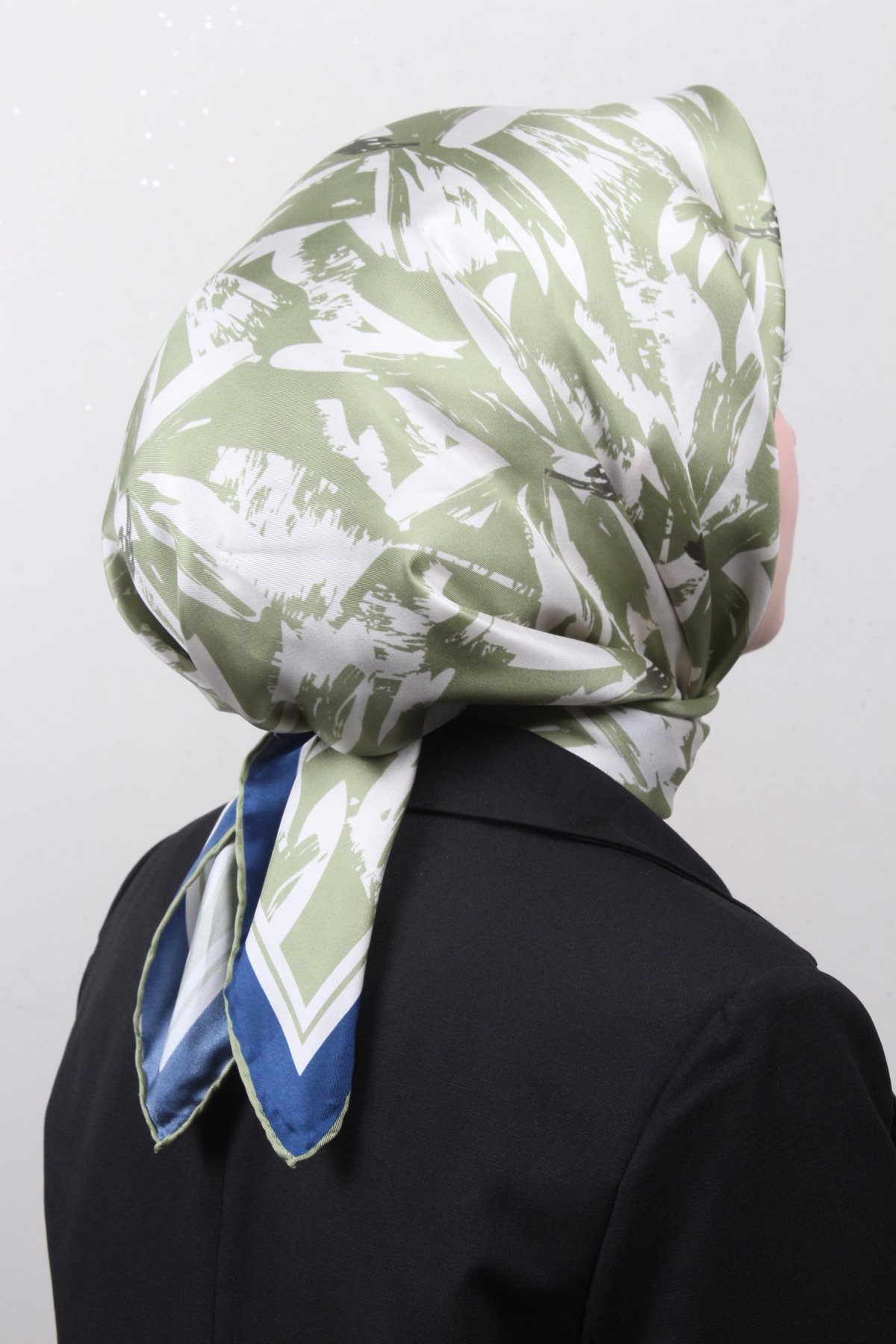 Belli Twil İpek Eşarp 4014-85 Yeşil