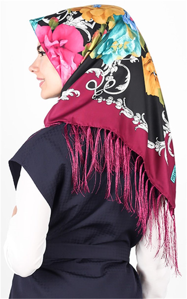 111-0013-08 PİRAMİT PÜSKÜLLÜ EŞARP