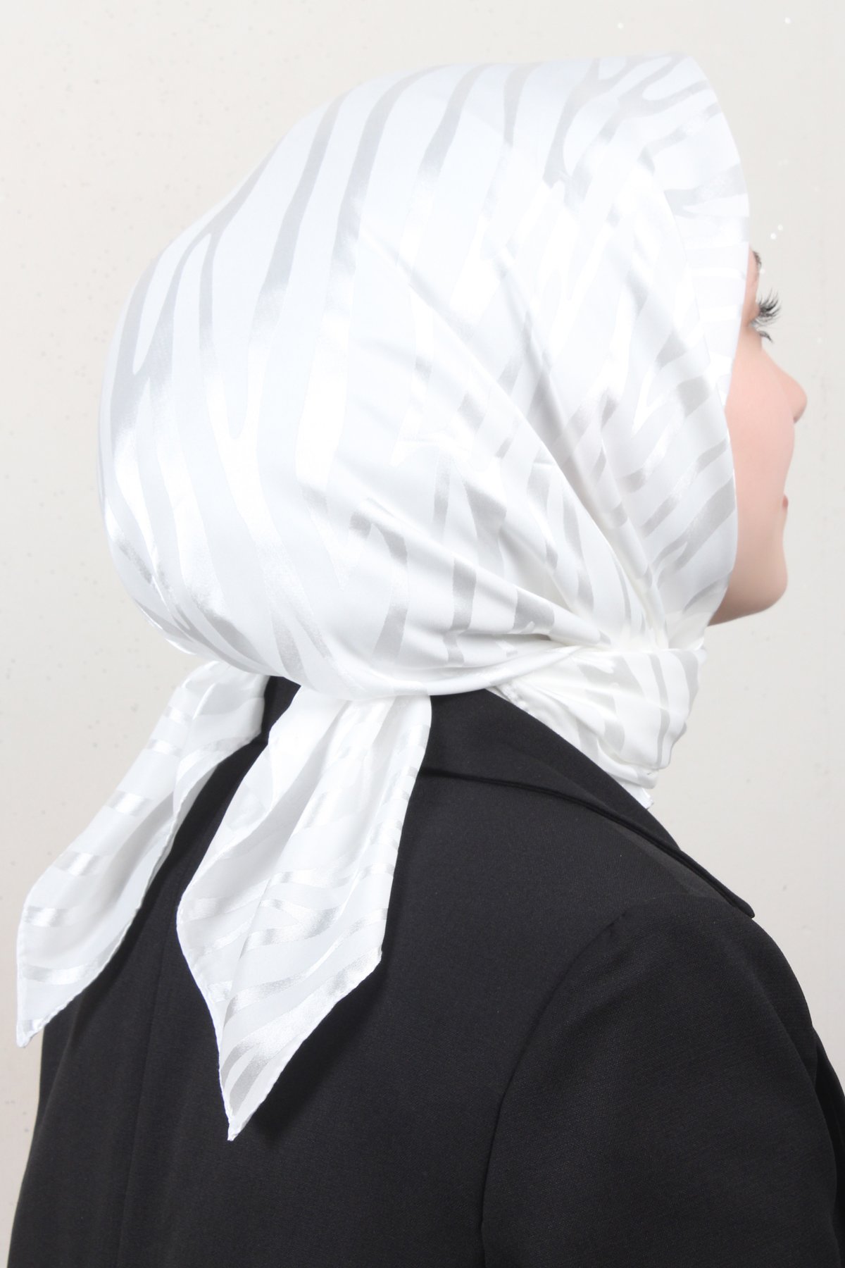 Golden Jakar Eşarp 4136-12 Beyaz