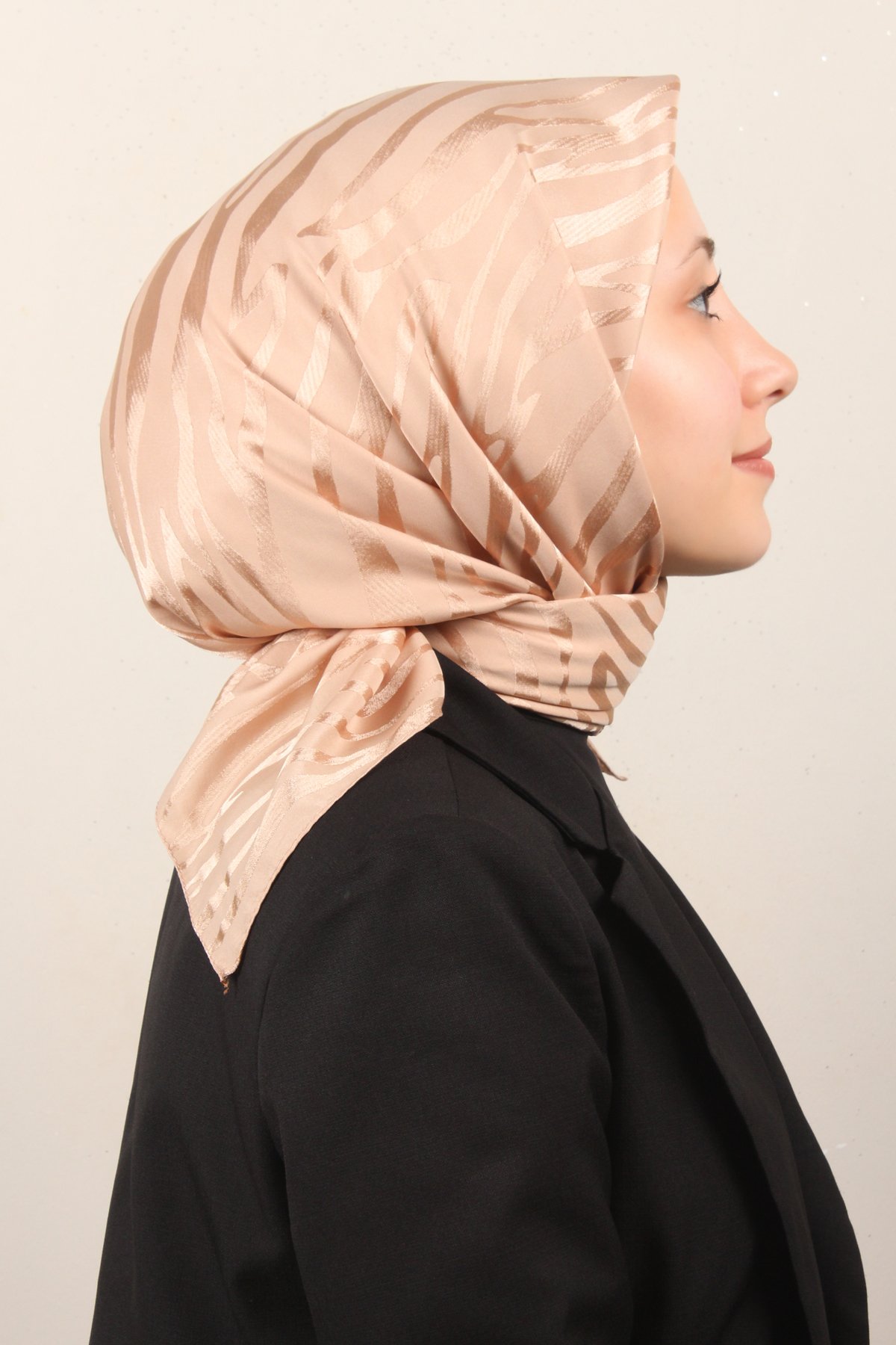 Golden Jakar Eşarp 4136-22 Bej