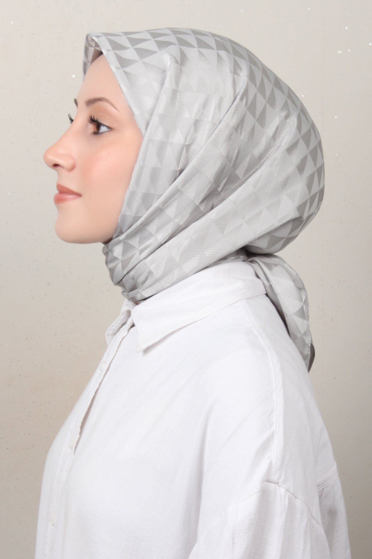 Golden Jakar Eşarp 4138-10