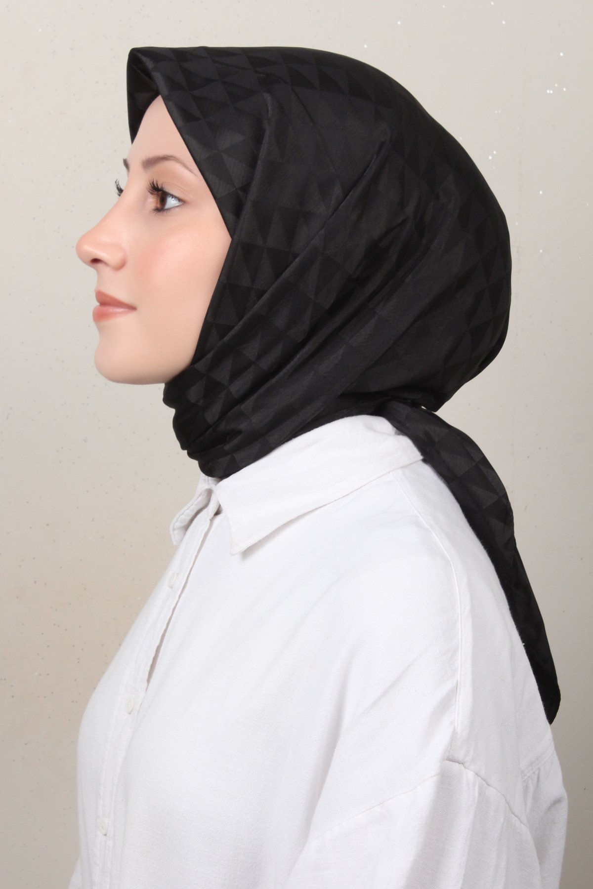 Golden Jakar Eşarp 4138-17 Siyah 