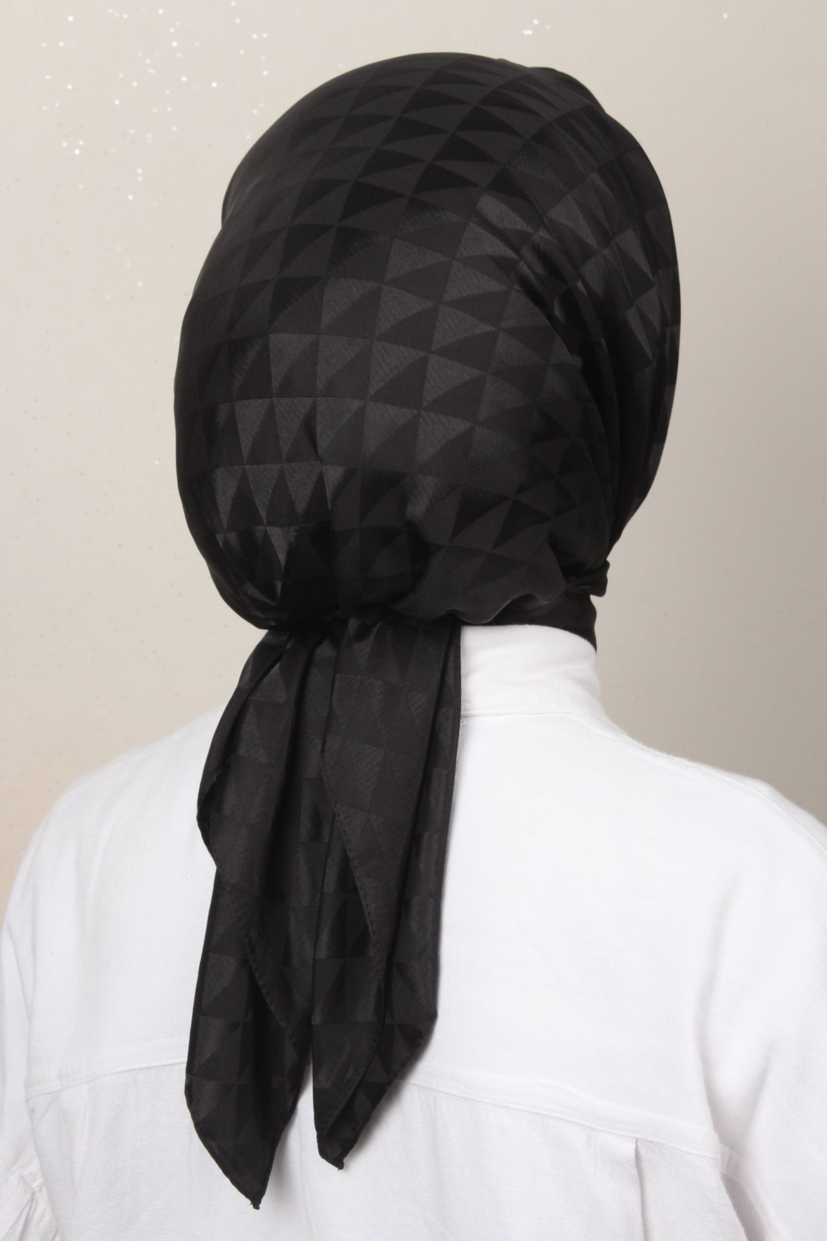 Golden Jakar Eşarp 4138-17 Siyah 