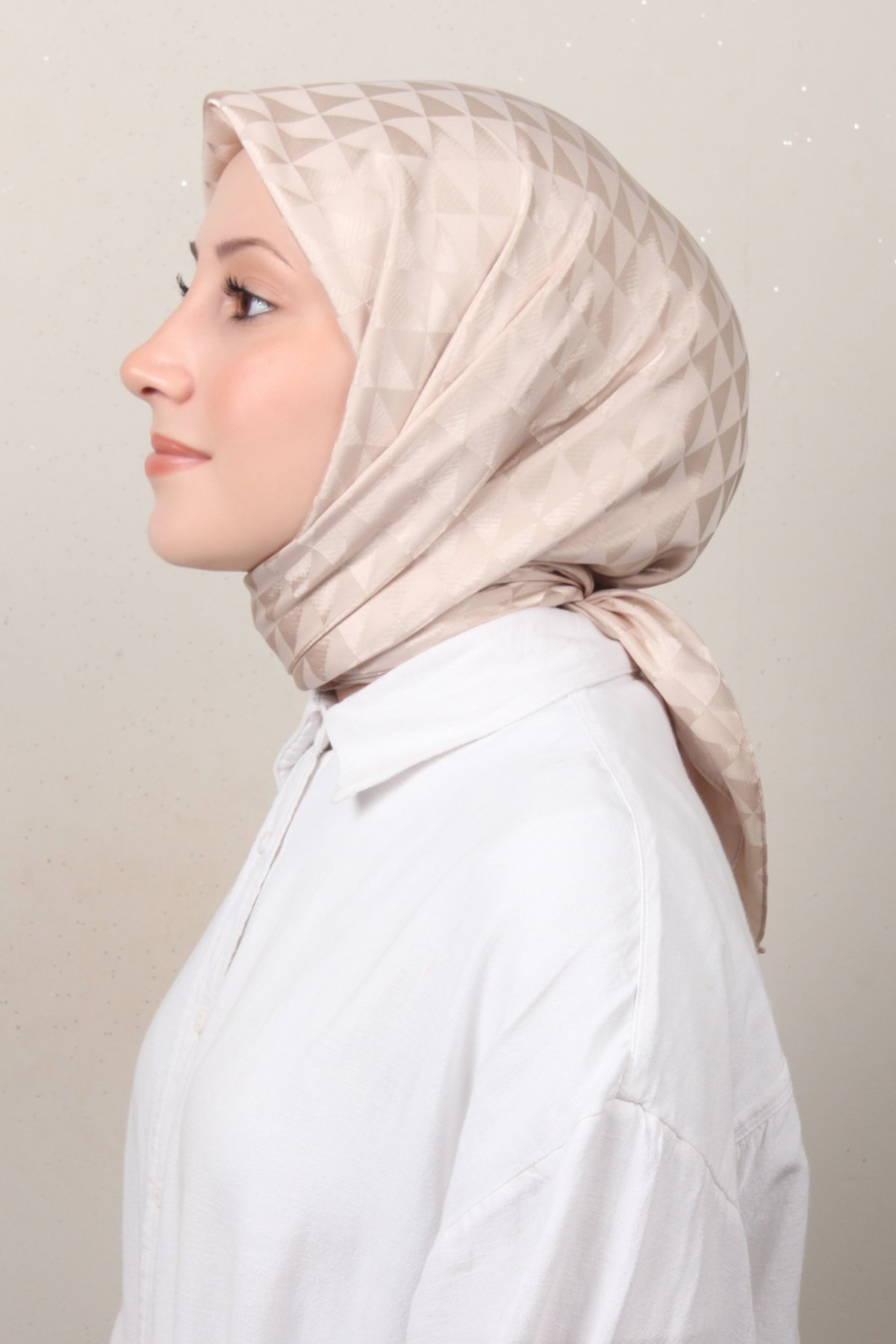 Golden Jakar Eşarp 4138-20 Bej 