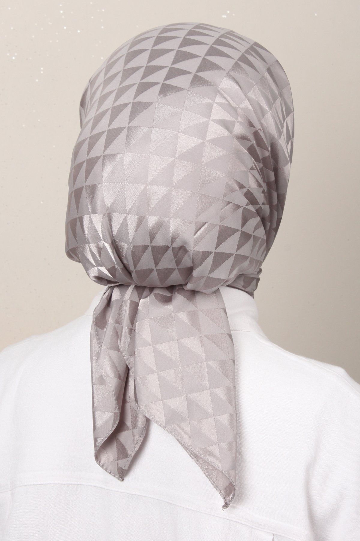 Golden Jakar Eşarp 4138-8 