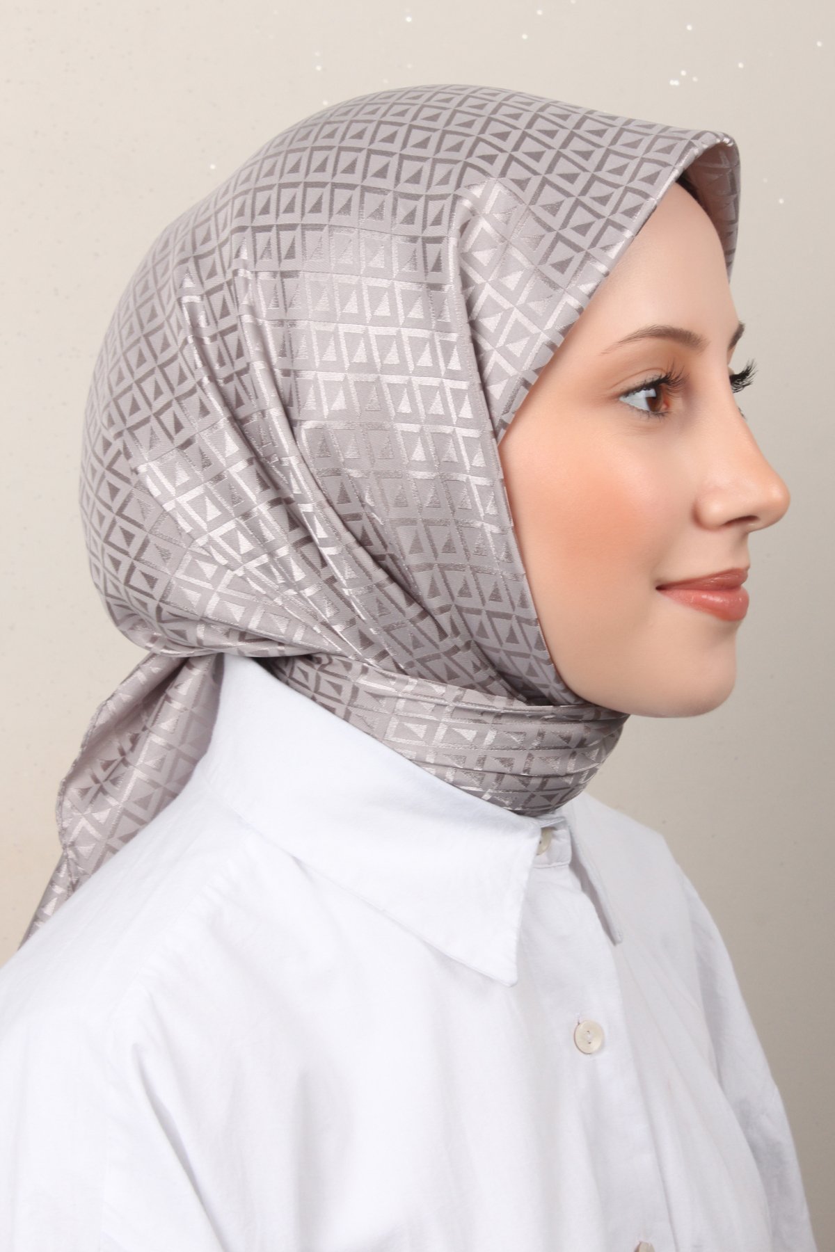 Golden Jakar Eşarp 4139-6