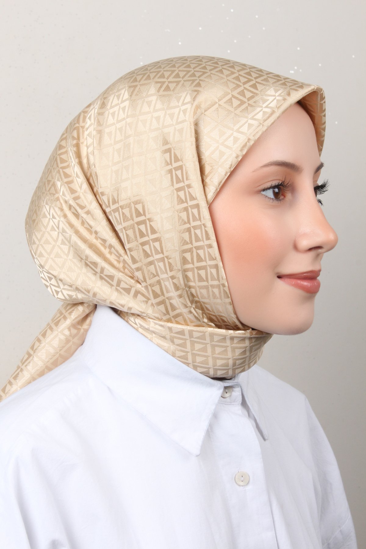 Golden Jakar Eşarp 4139-7