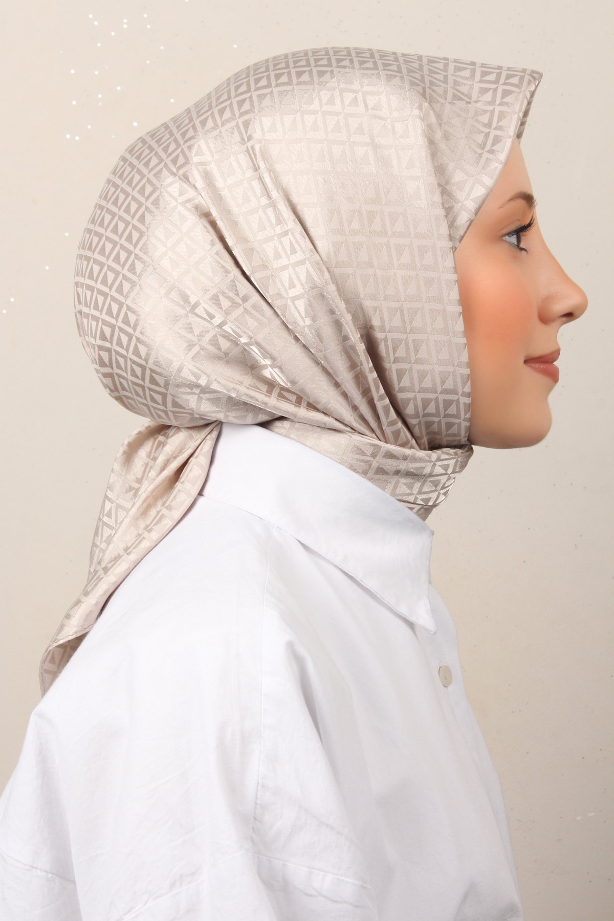 Golden Jakar Eşarp 4139-9