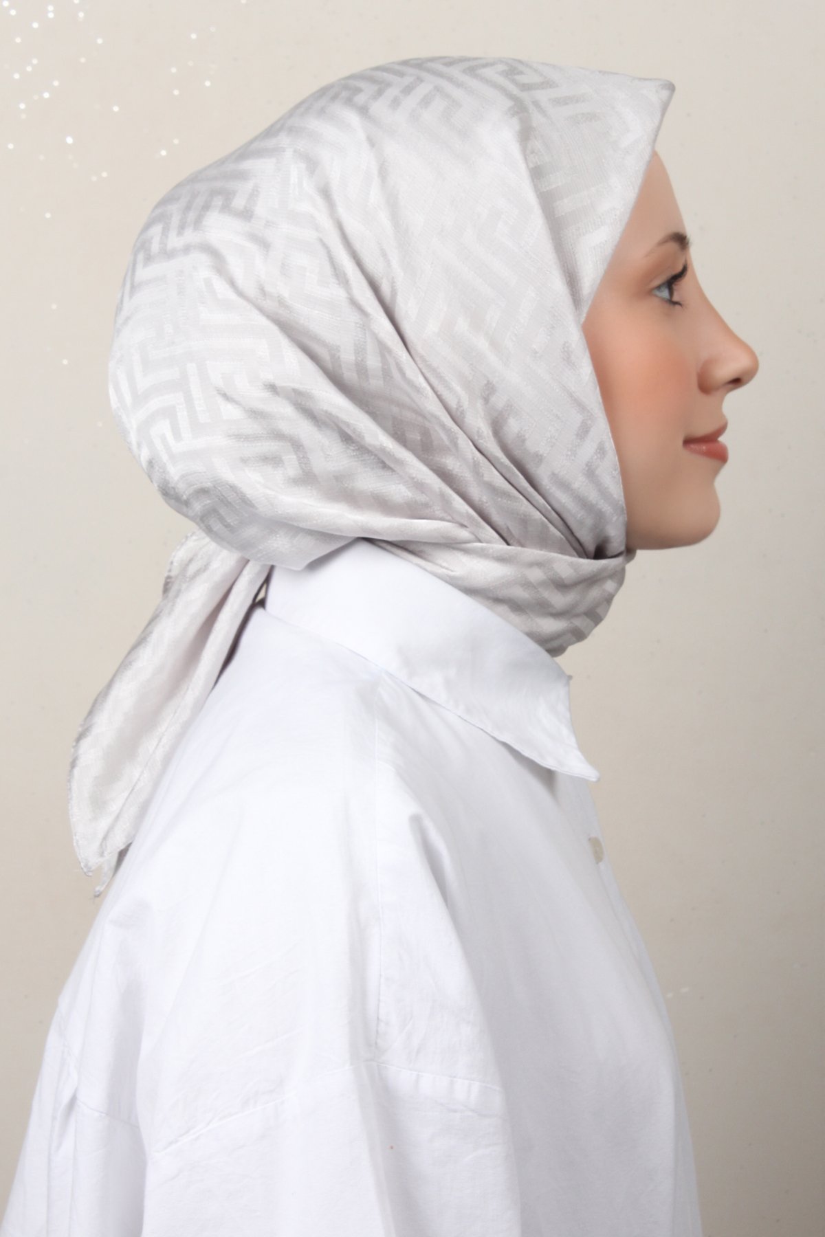 Golden Jakar Eşarp 4202-15