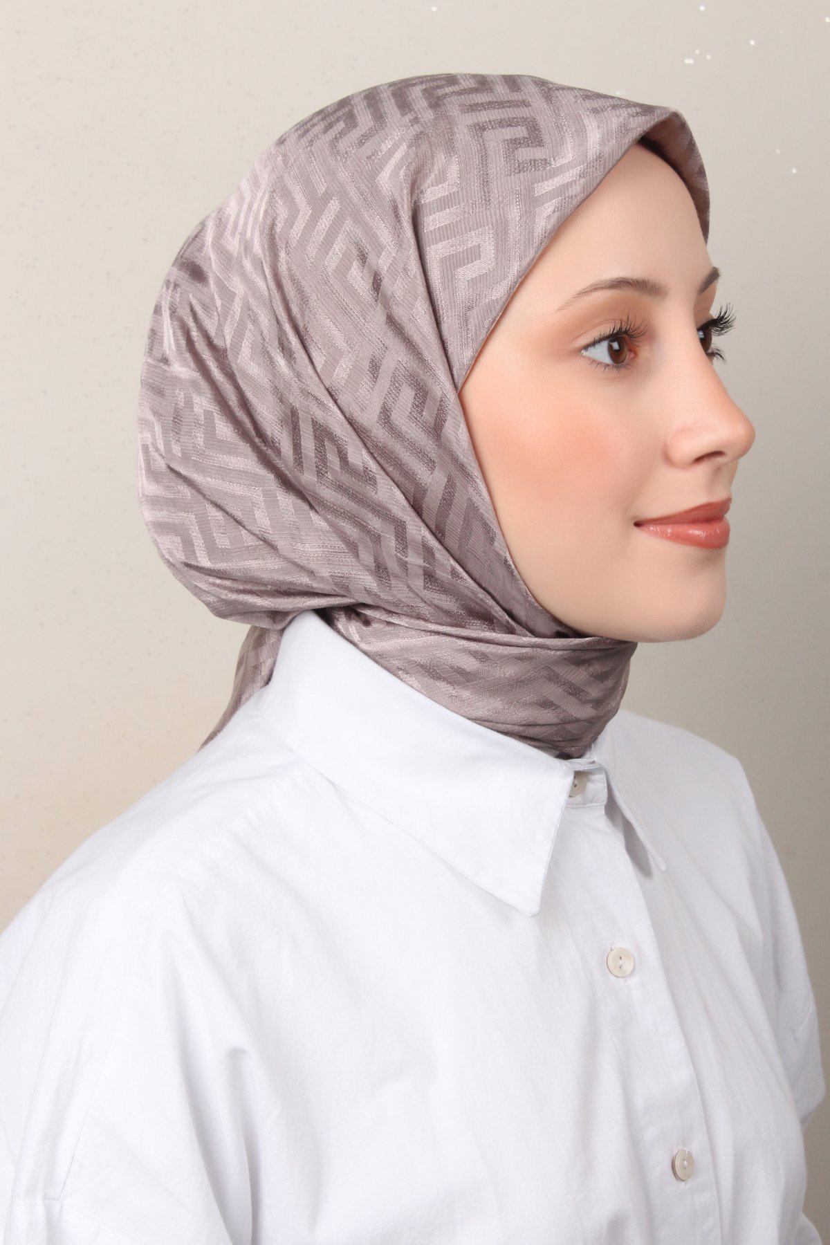 Golden Jakar Eşarp 4202-5