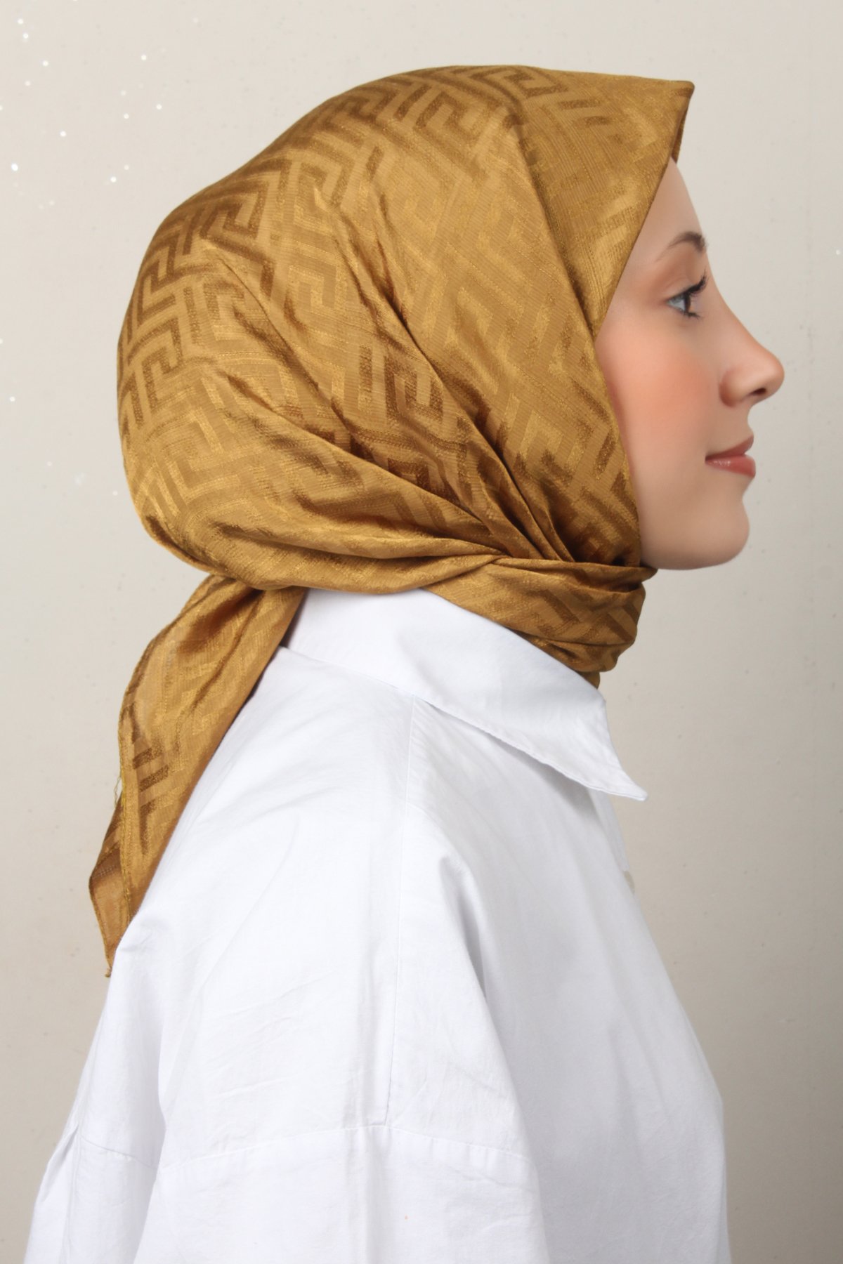 Golden Jakar Eşarp 4202-6