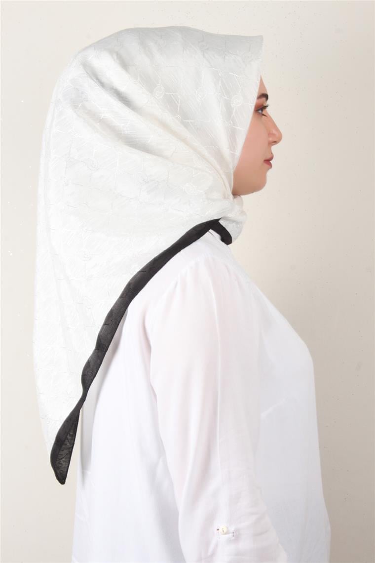 İpeksi Monogram Eşarp 8086-18 Beyaz