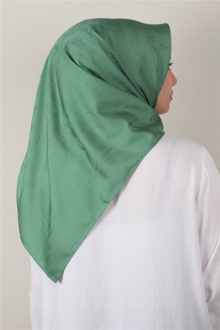 Jakarlı İpeksi Eşarp 3089-8 Benetton