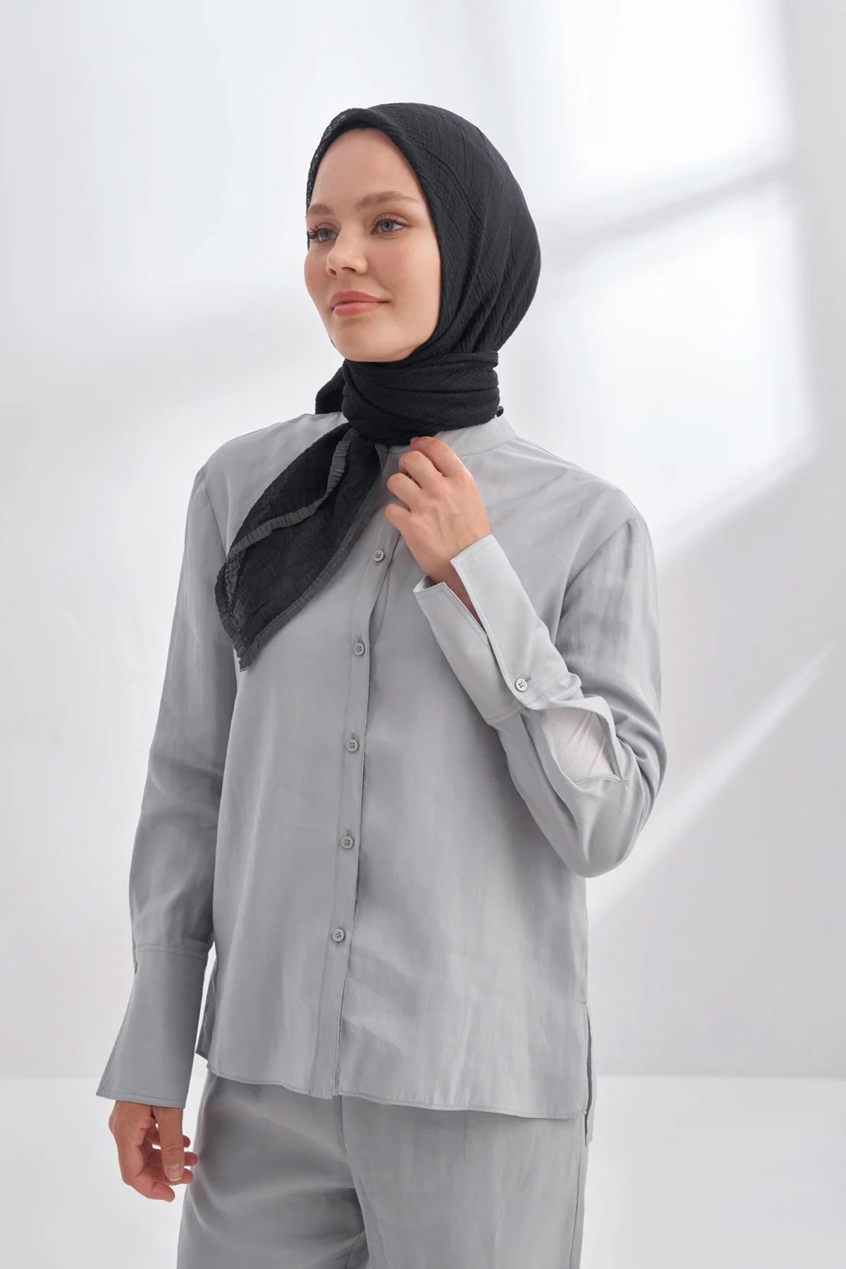 Müslin Biyeli Eşarp 3353-1 Siyah 