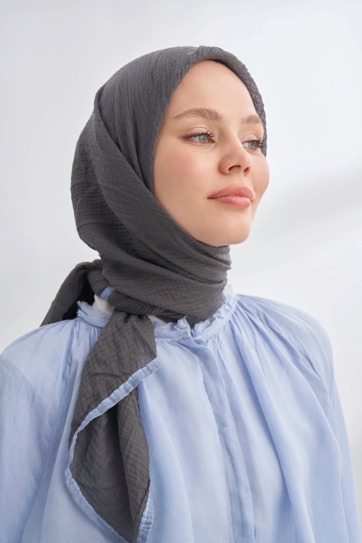 Müslin Biyeli Eşarp 3353-134 Füme 