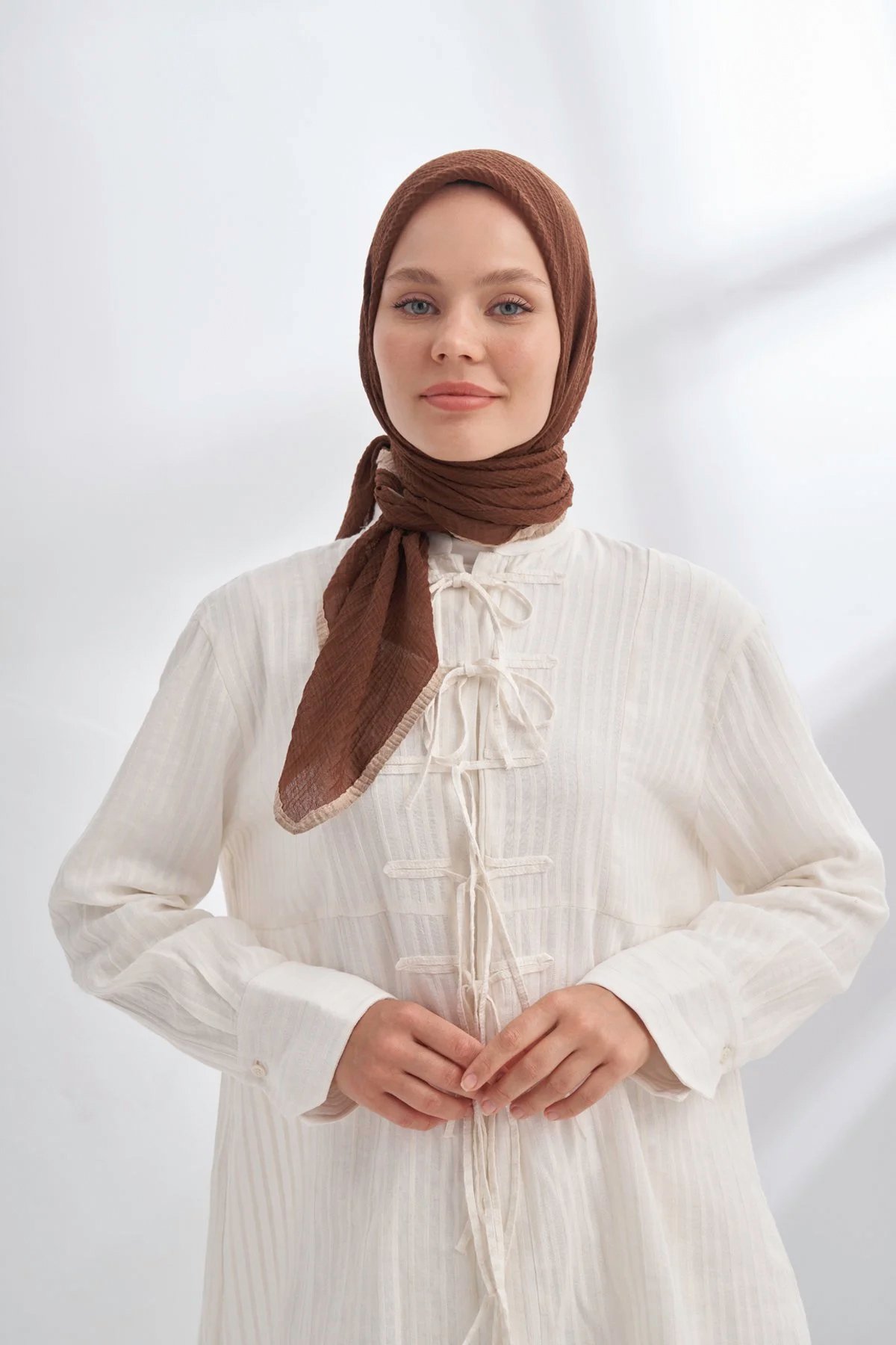 Müslin Biyeli Eşarp 3353-136 Kahve 
