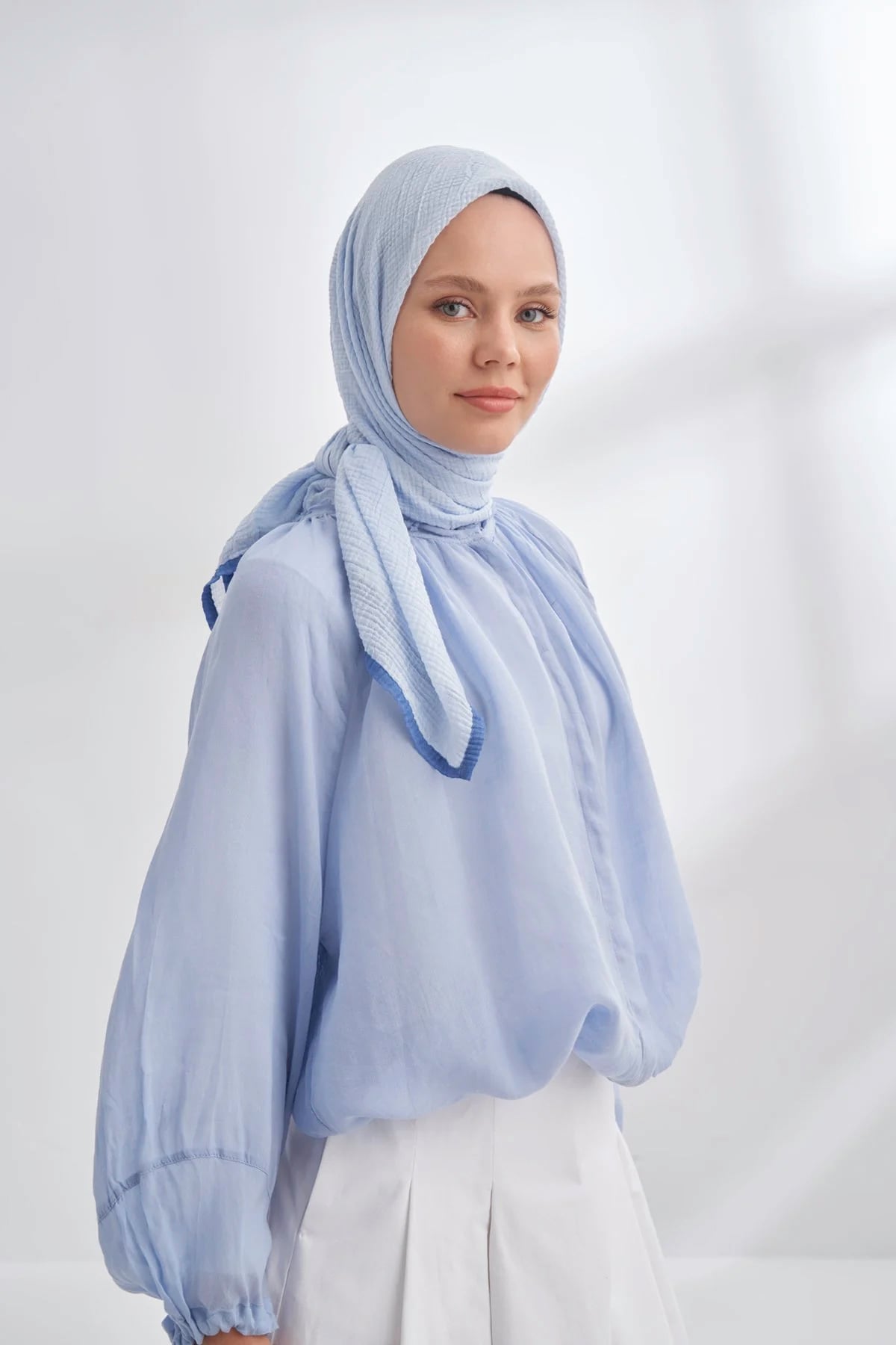 Müslin Biyeli Eşarp 3353-148 Bebe Mavisi 
