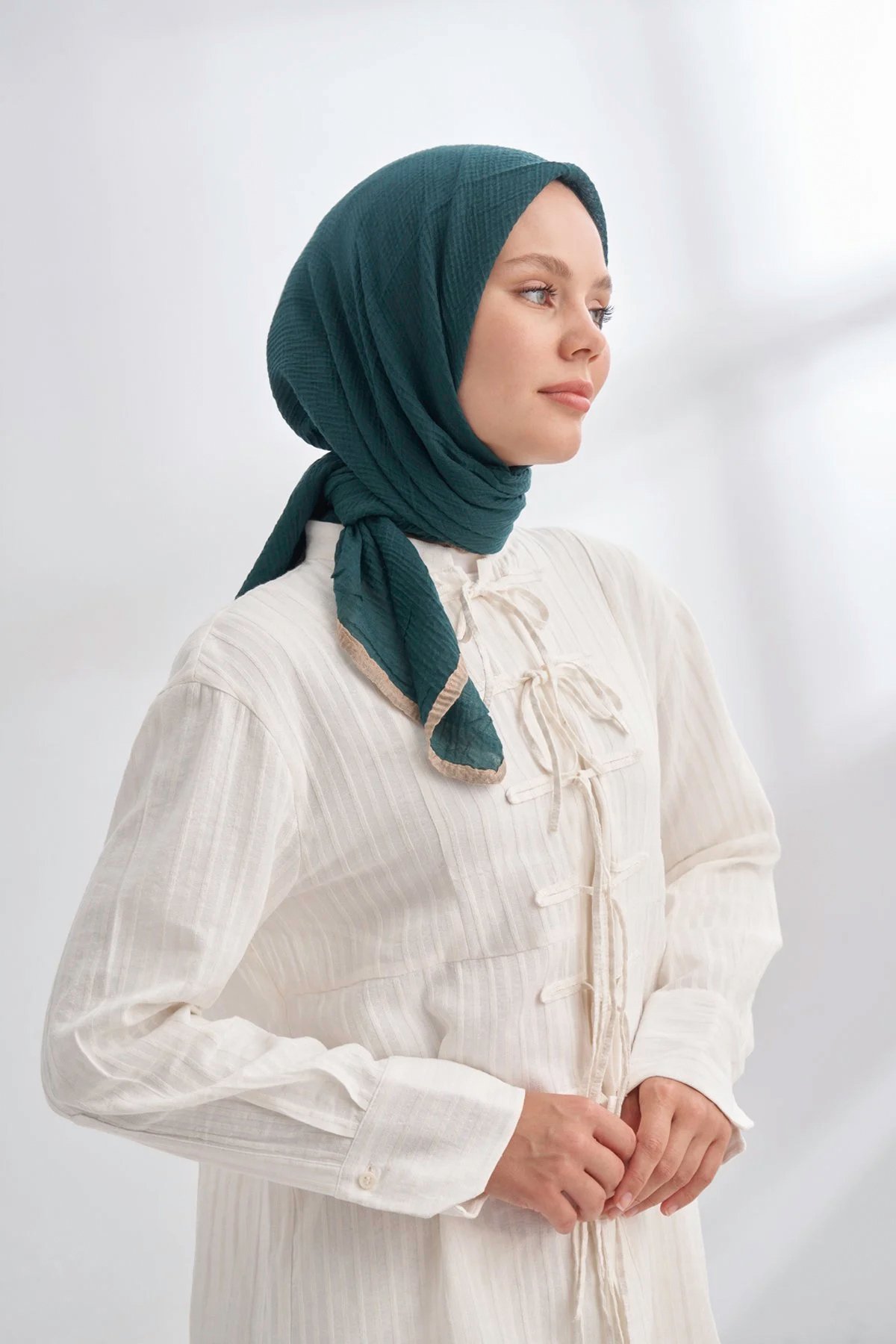Müslin Biyeli Eşarp 3353-42 Zümrüt 