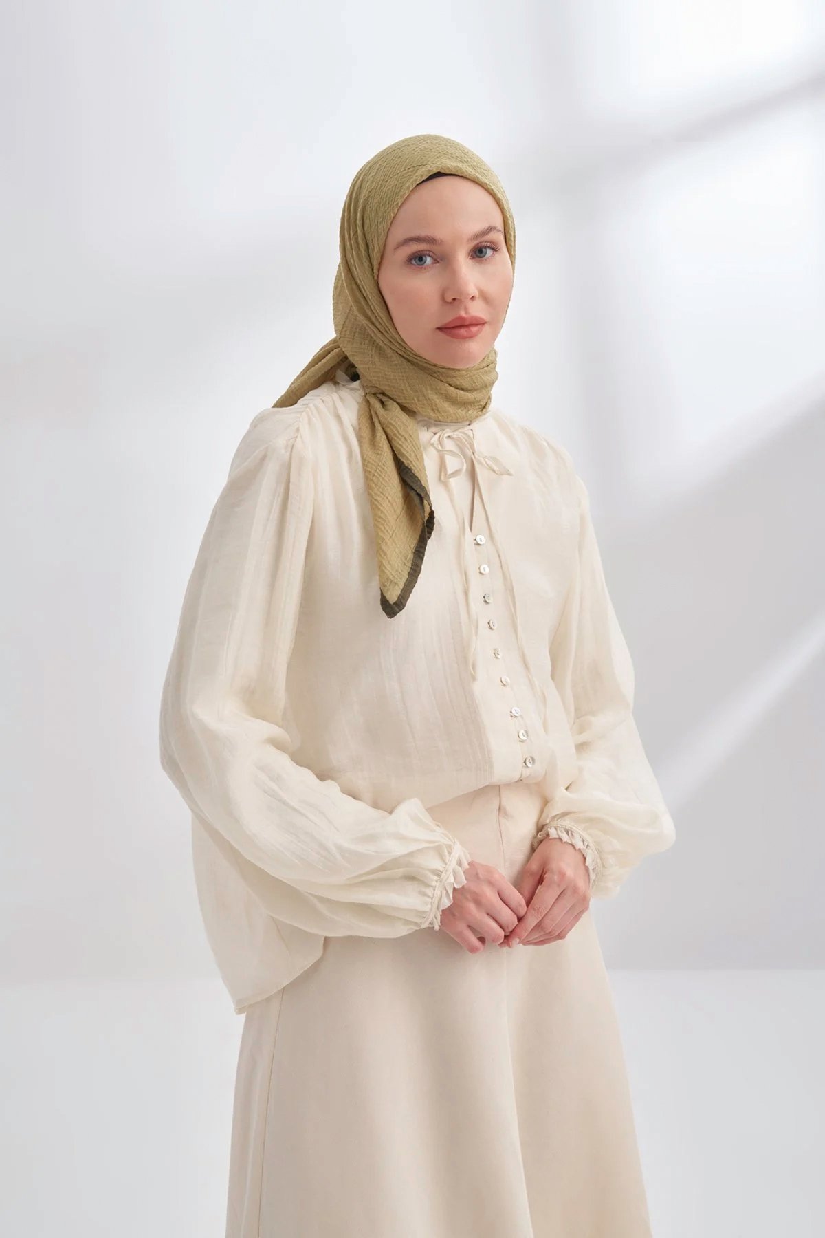 Müslin Biyeli Eşarp 3353-86 Yağ Yeşili 