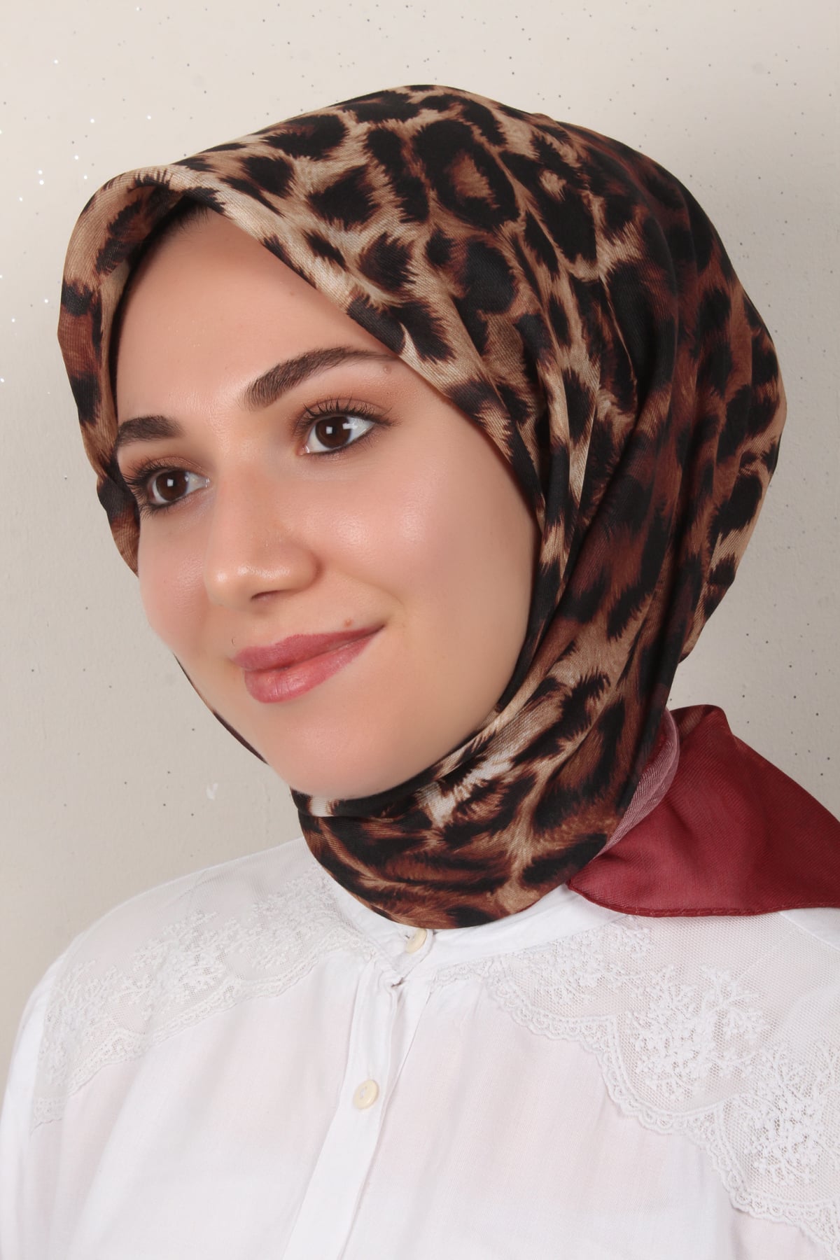 Nirvana Soft Eşarp 3341-7 Kırmızı