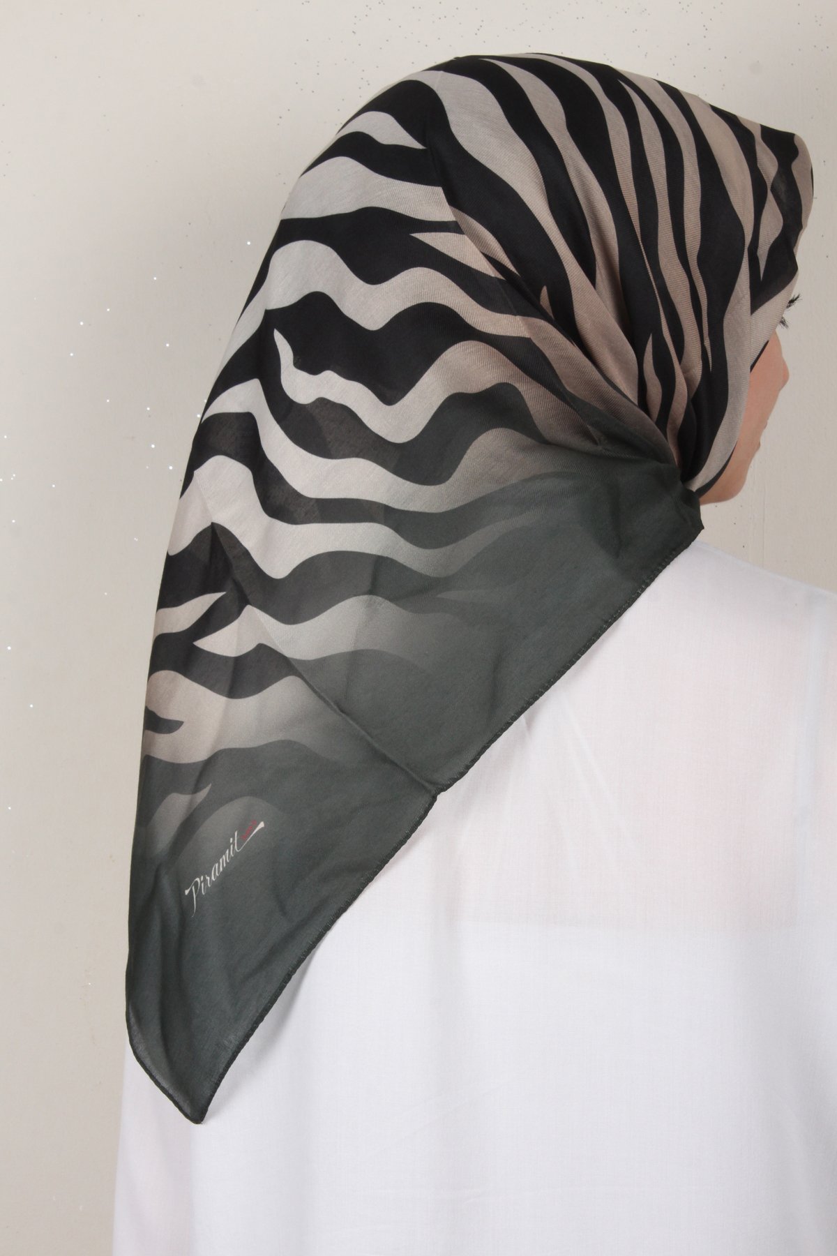 Nirvana Soft Eşarp 3342-1 Zümrüt