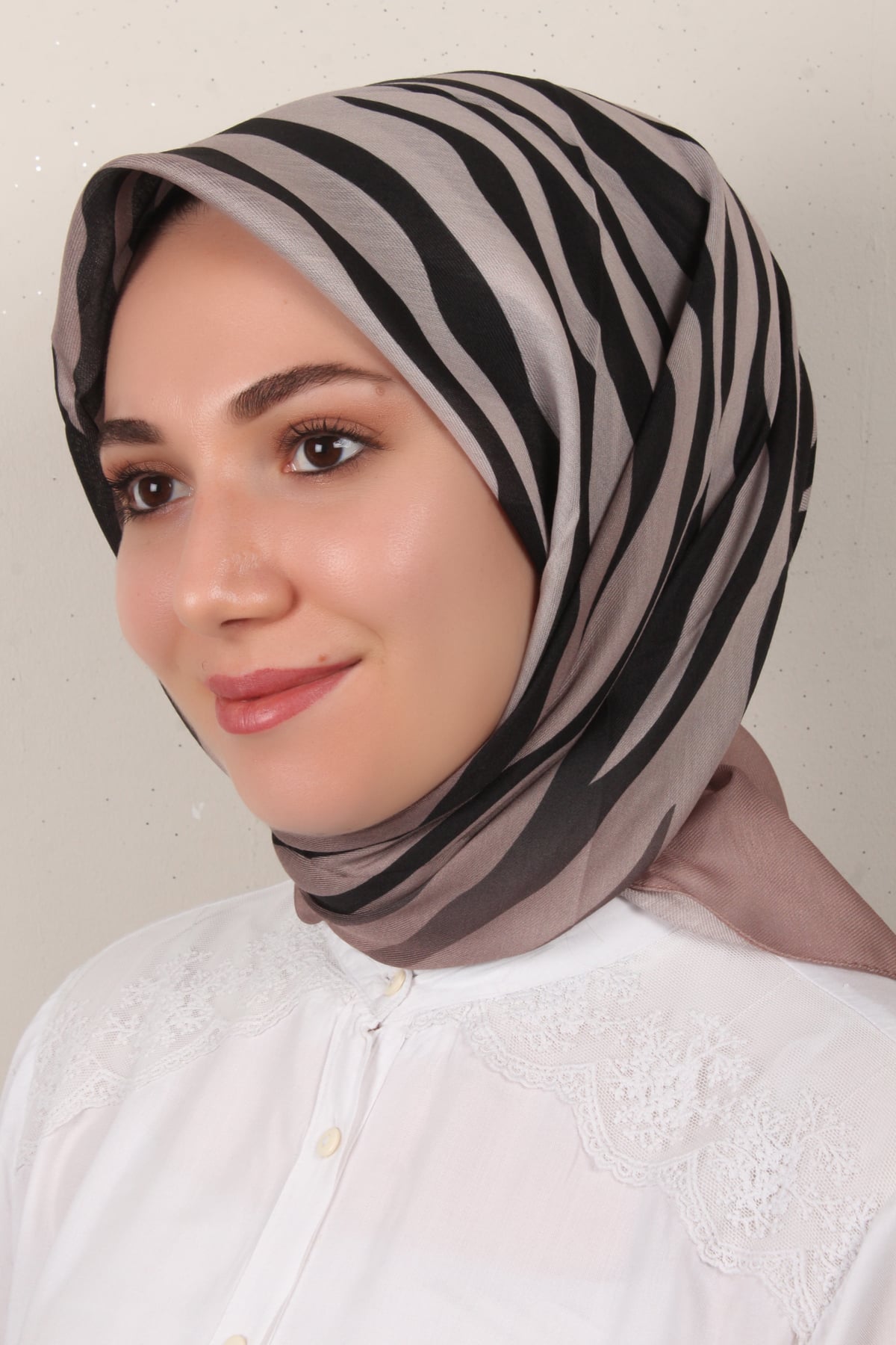 Nirvana Soft Eşarp 3342-10 Koyu Bej