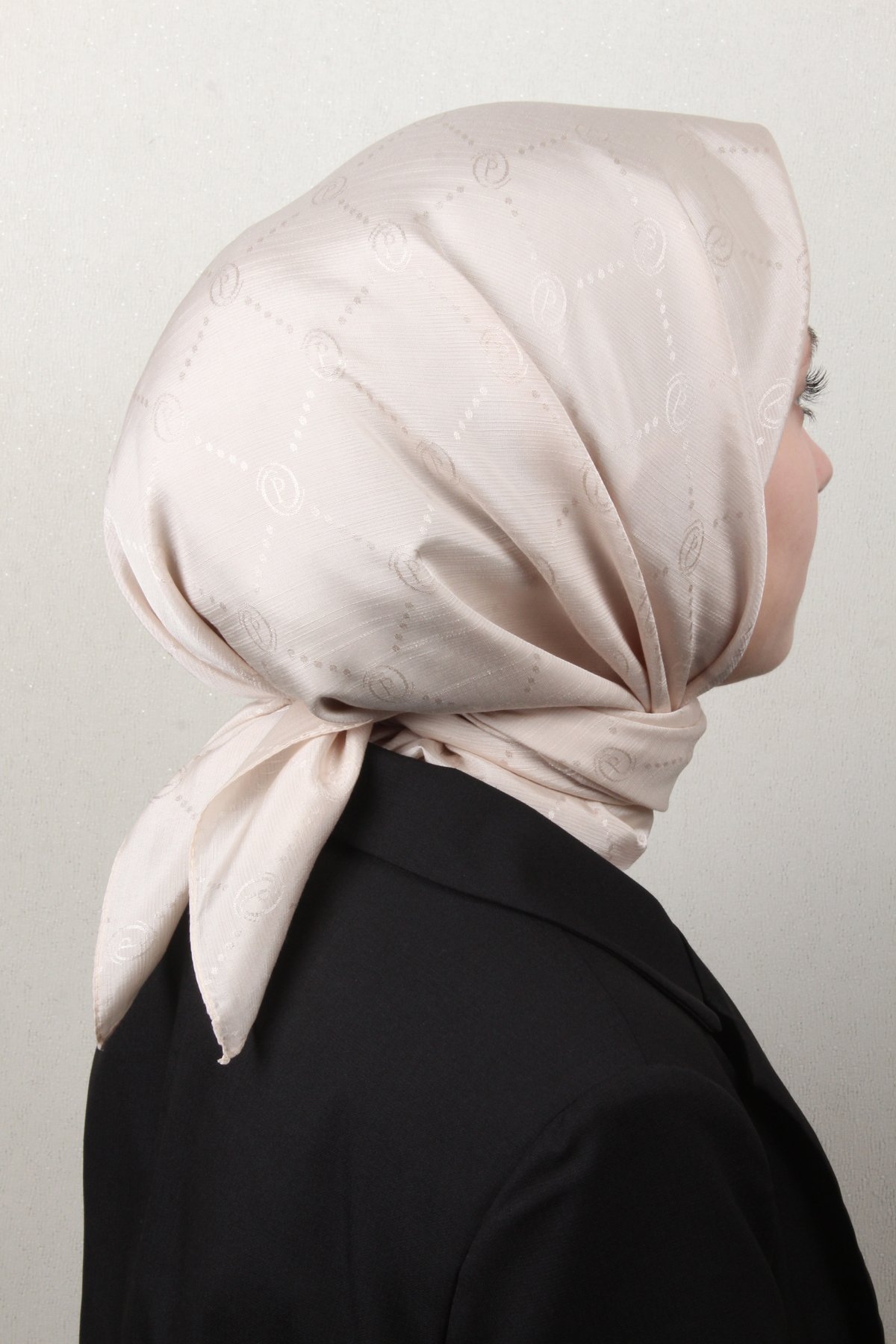 Piramit Monogram Eşarp 4117-15 Kemik