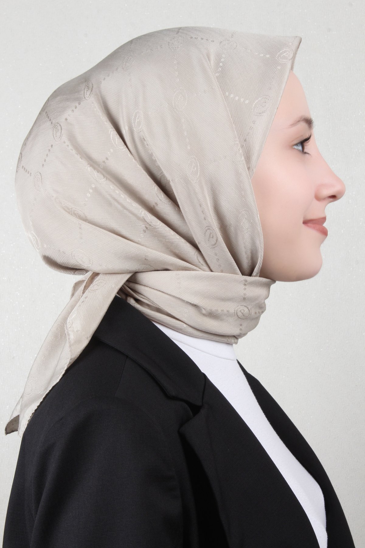 Piramit Monogram Eşarp 4117-17 Taş