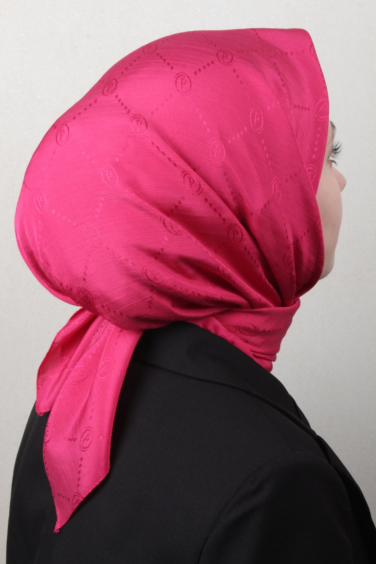 Piramit Monogram Eşarp 4117-23 Fuşya