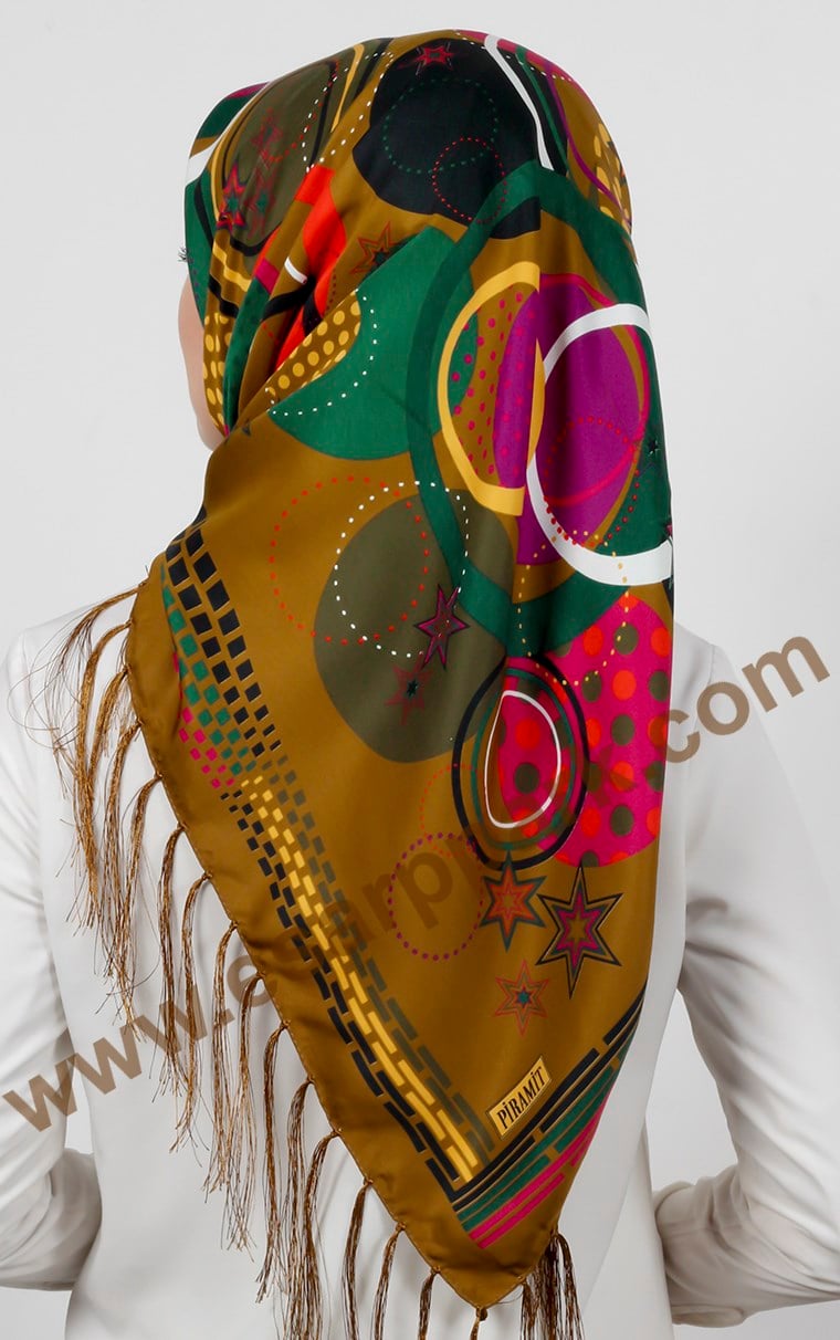 Piramit Püsküllü Eşarp 111-0024-04