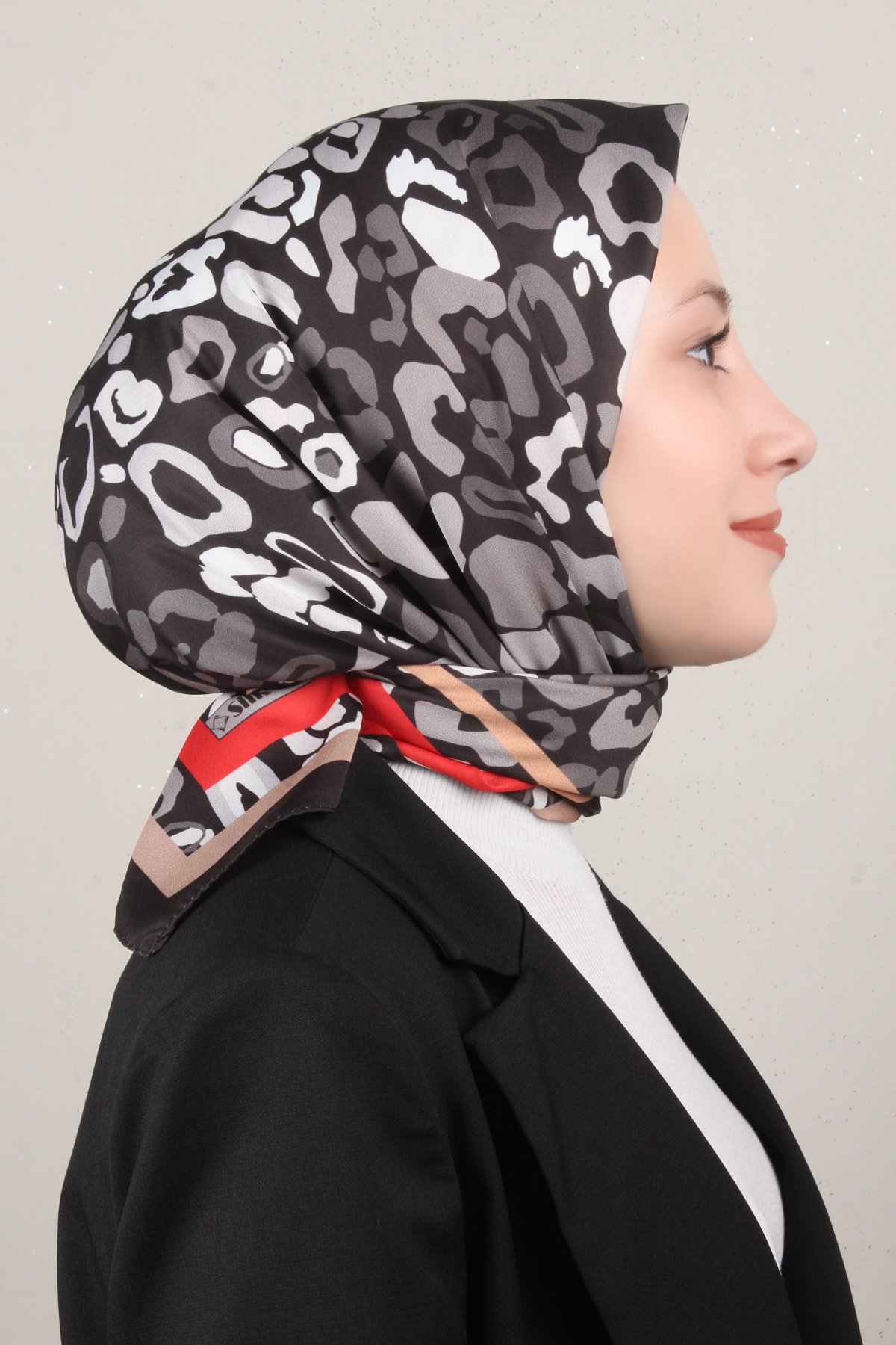 Silk Life Lotus Eşarp 4121-1 Siyah