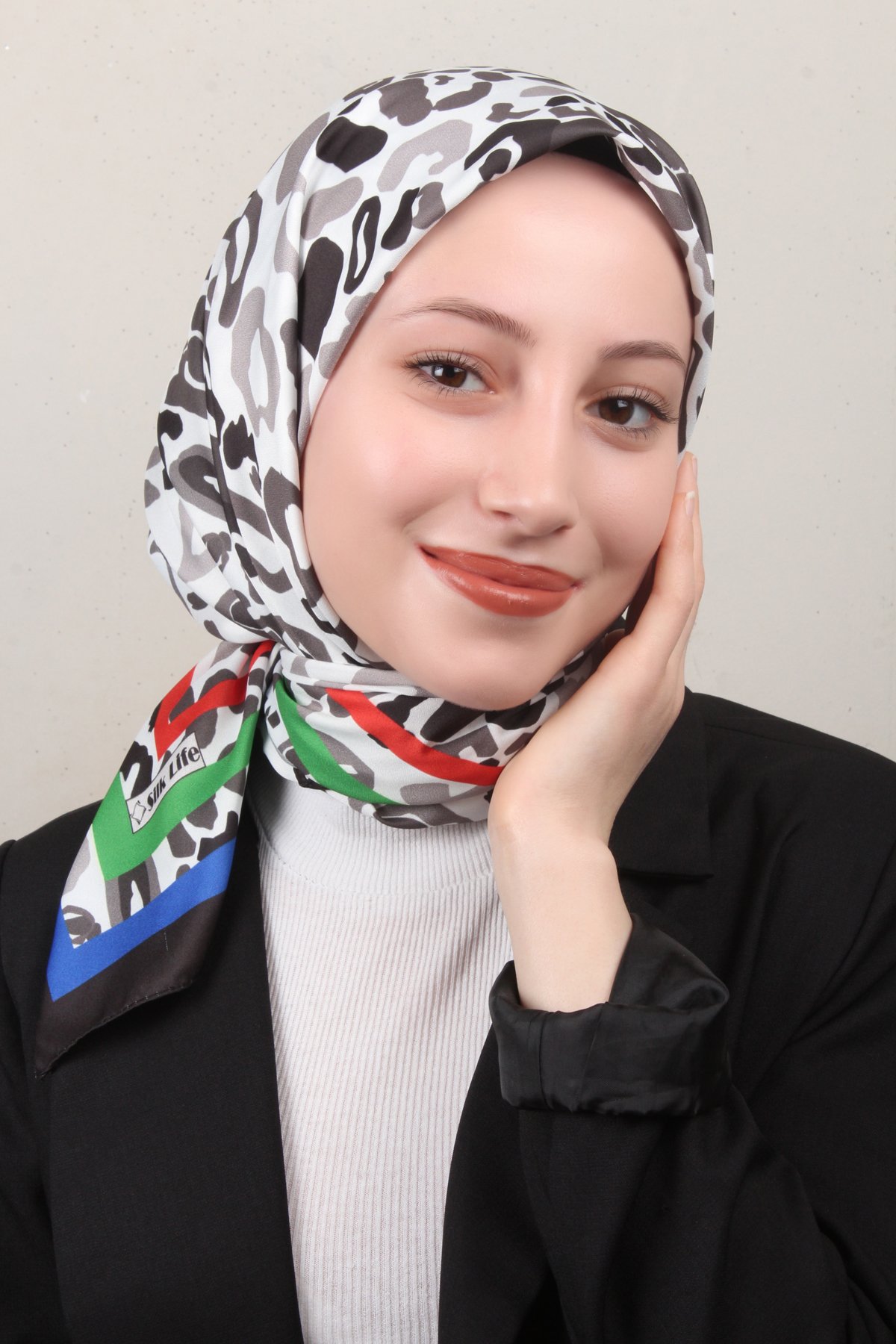 Silk Life Lotus Eşarp 4121-3 Siyah